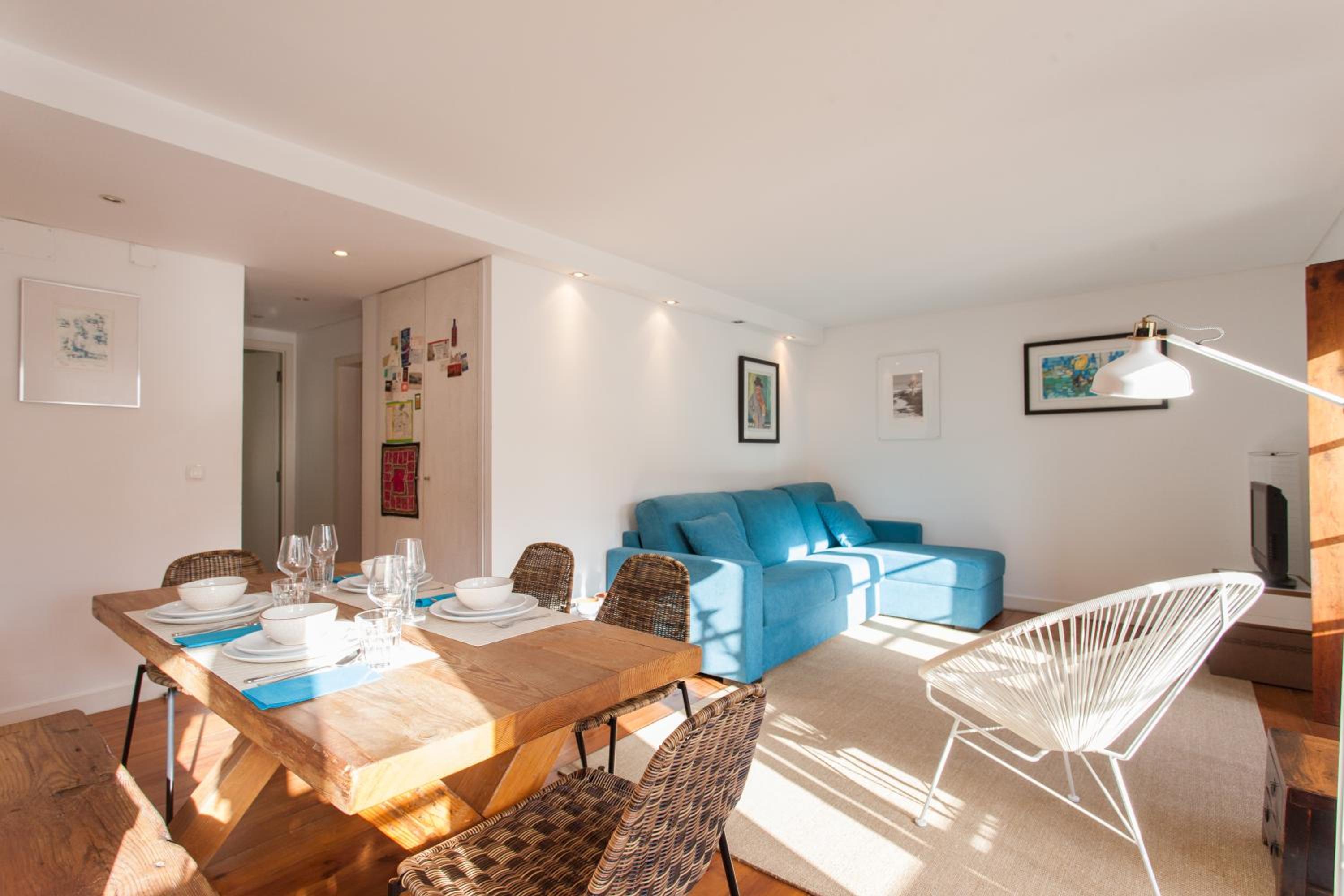 Apartment with Terrace - Photo 21