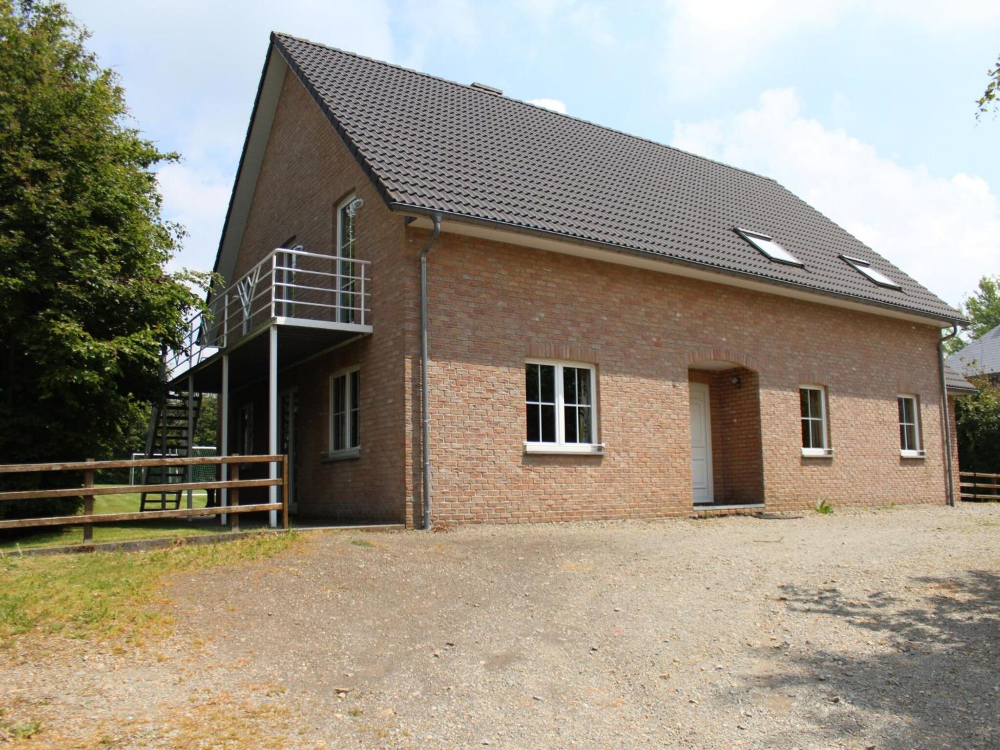 Ten-Bedroom Holiday Home photo 2