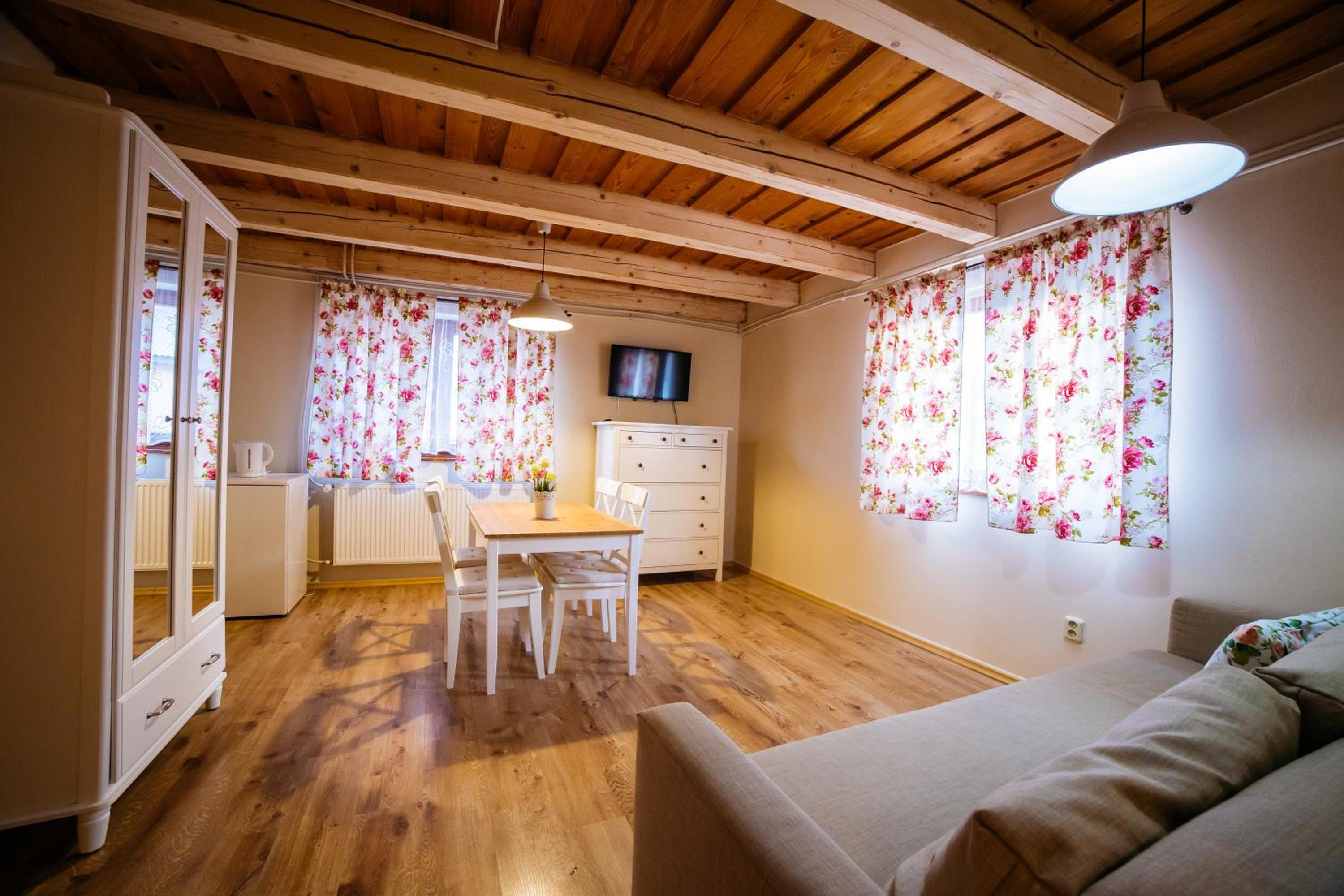 Family Room (6 Adults) - Photo 20