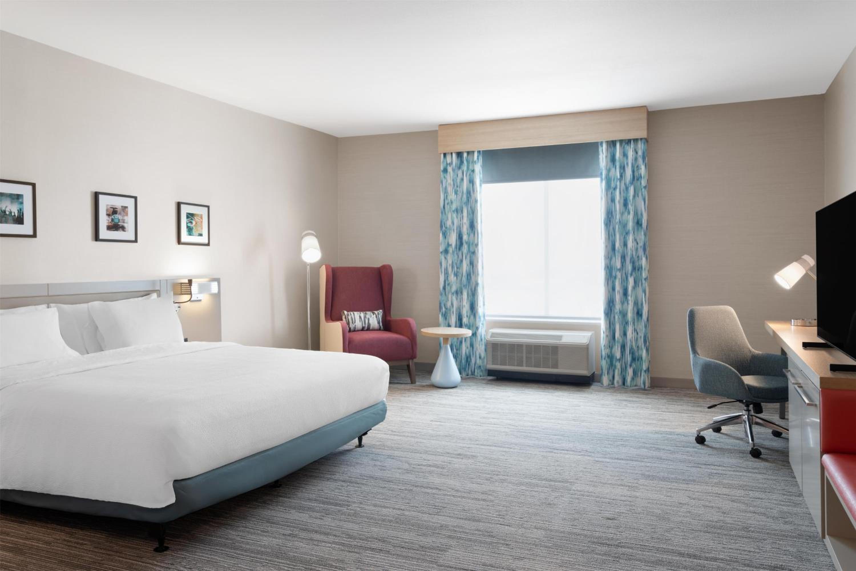 King Room - Hearing Access - Photo 3