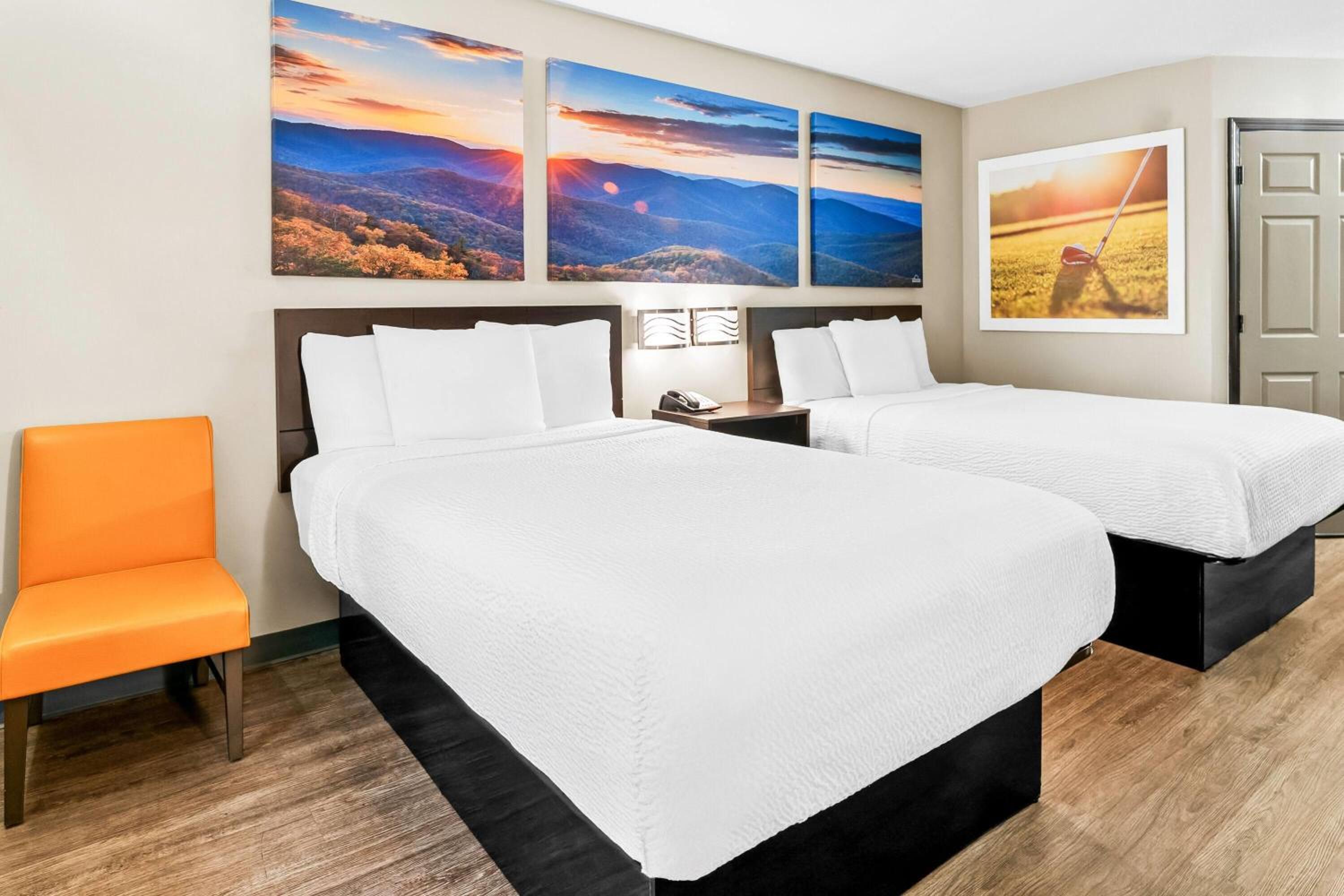 Double Room with Two Double Beds - Smoking - Photo 4