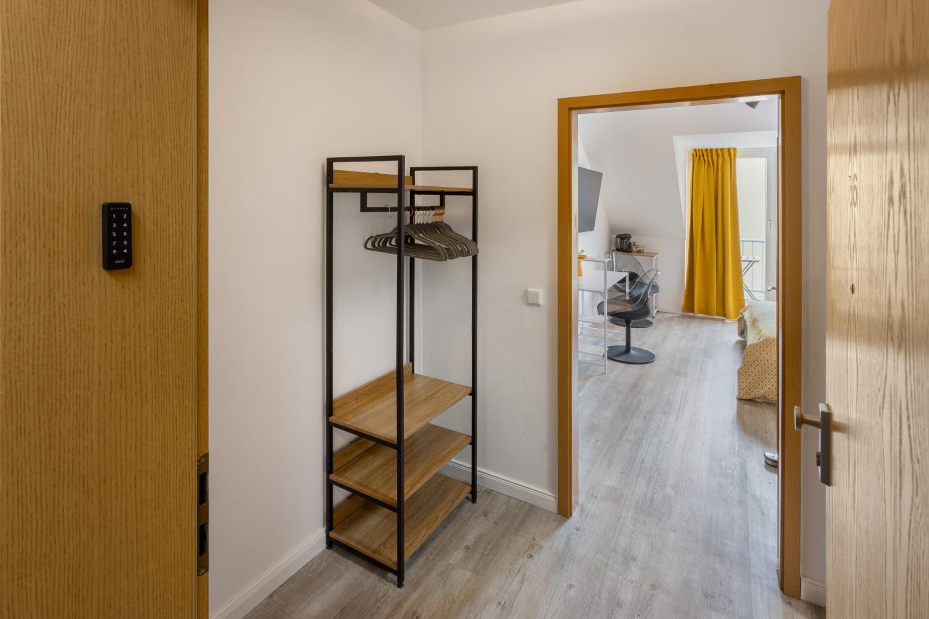One-Bedroom Apartment with Balcony photo 3