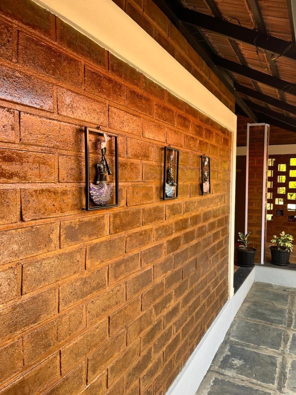 Triple Room - Photo 9