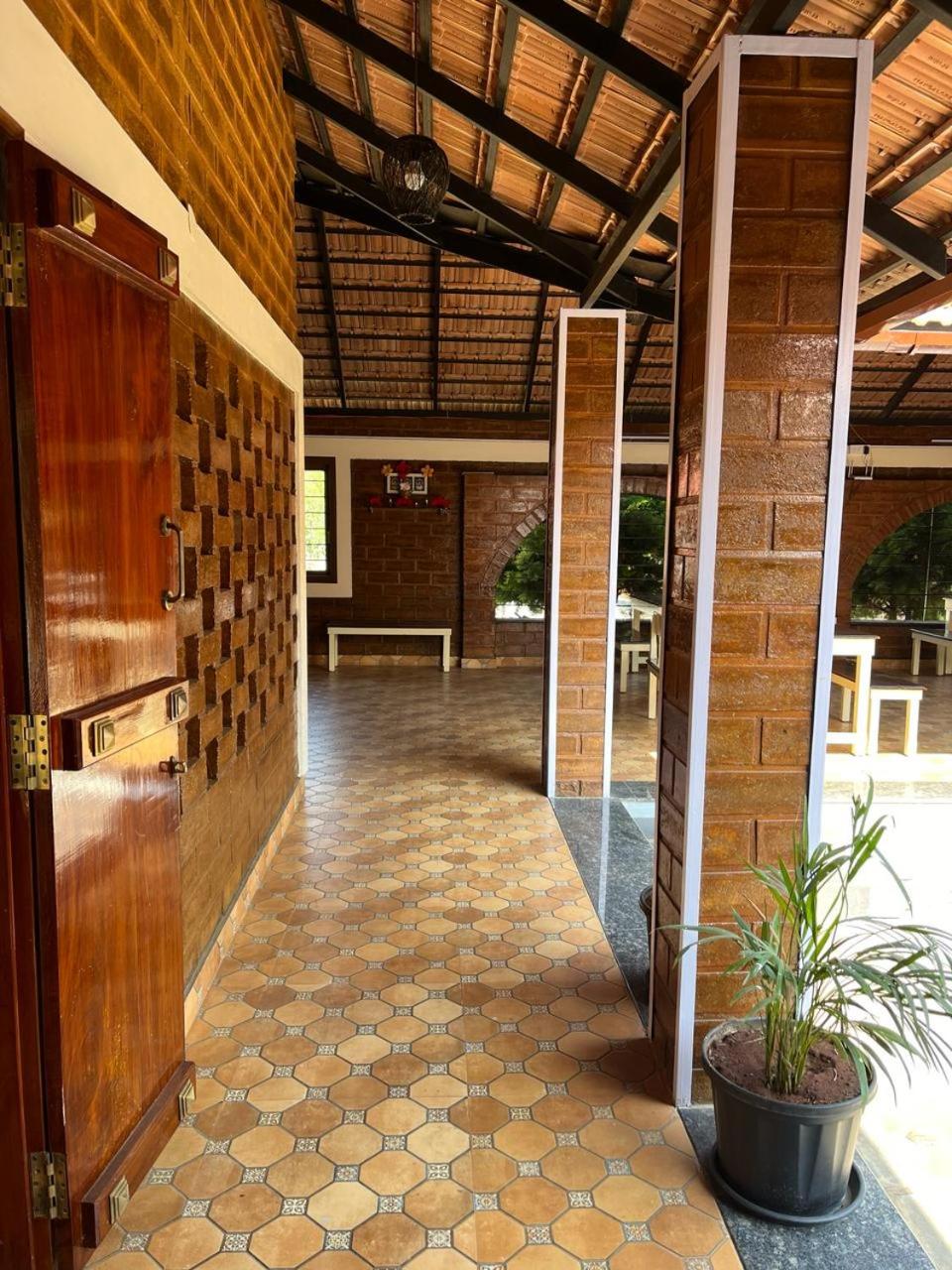 Triple Room - Photo 8
