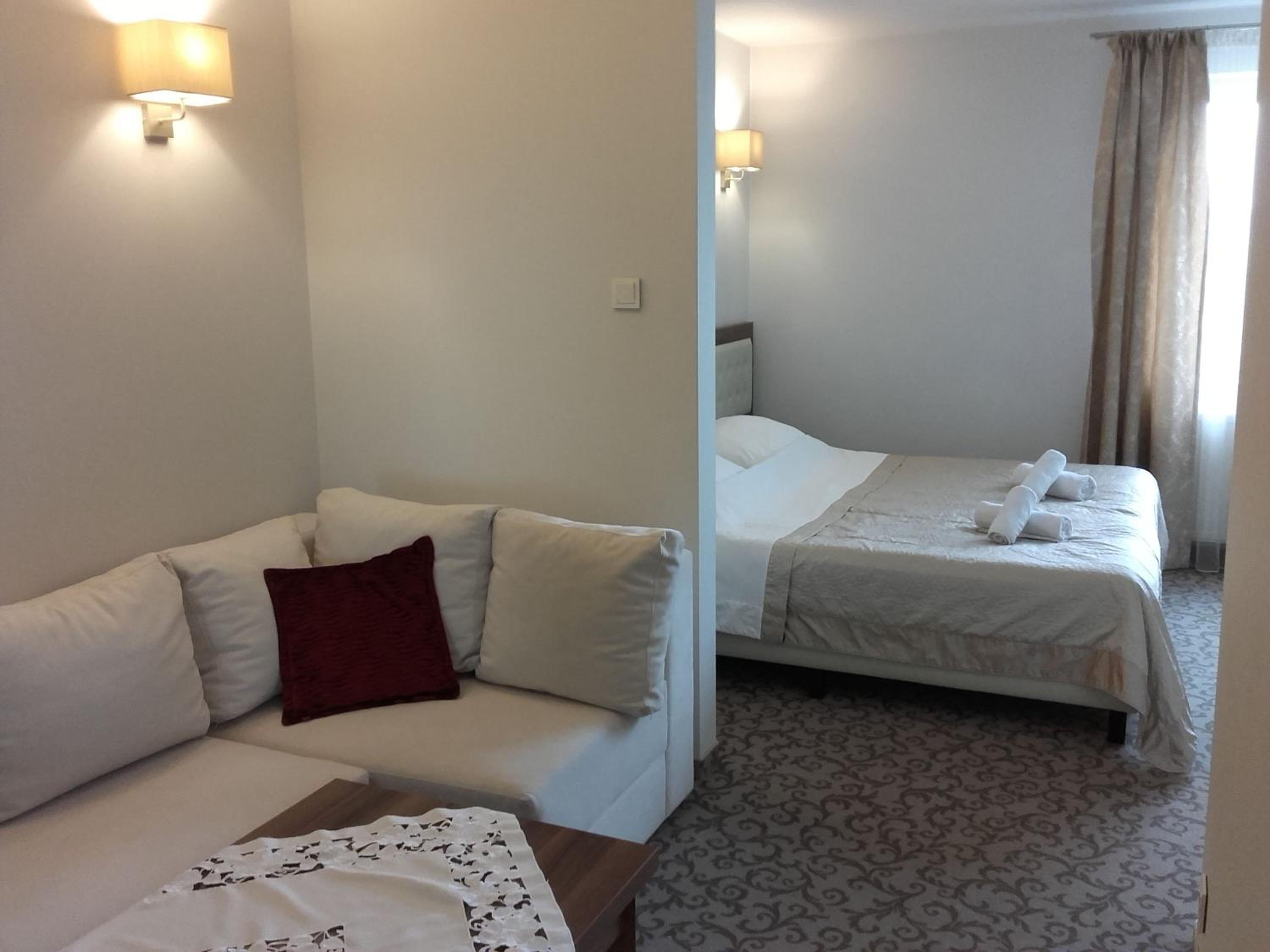 One-Bedroom Suite with Sofa Bed with Spa Access photo 1