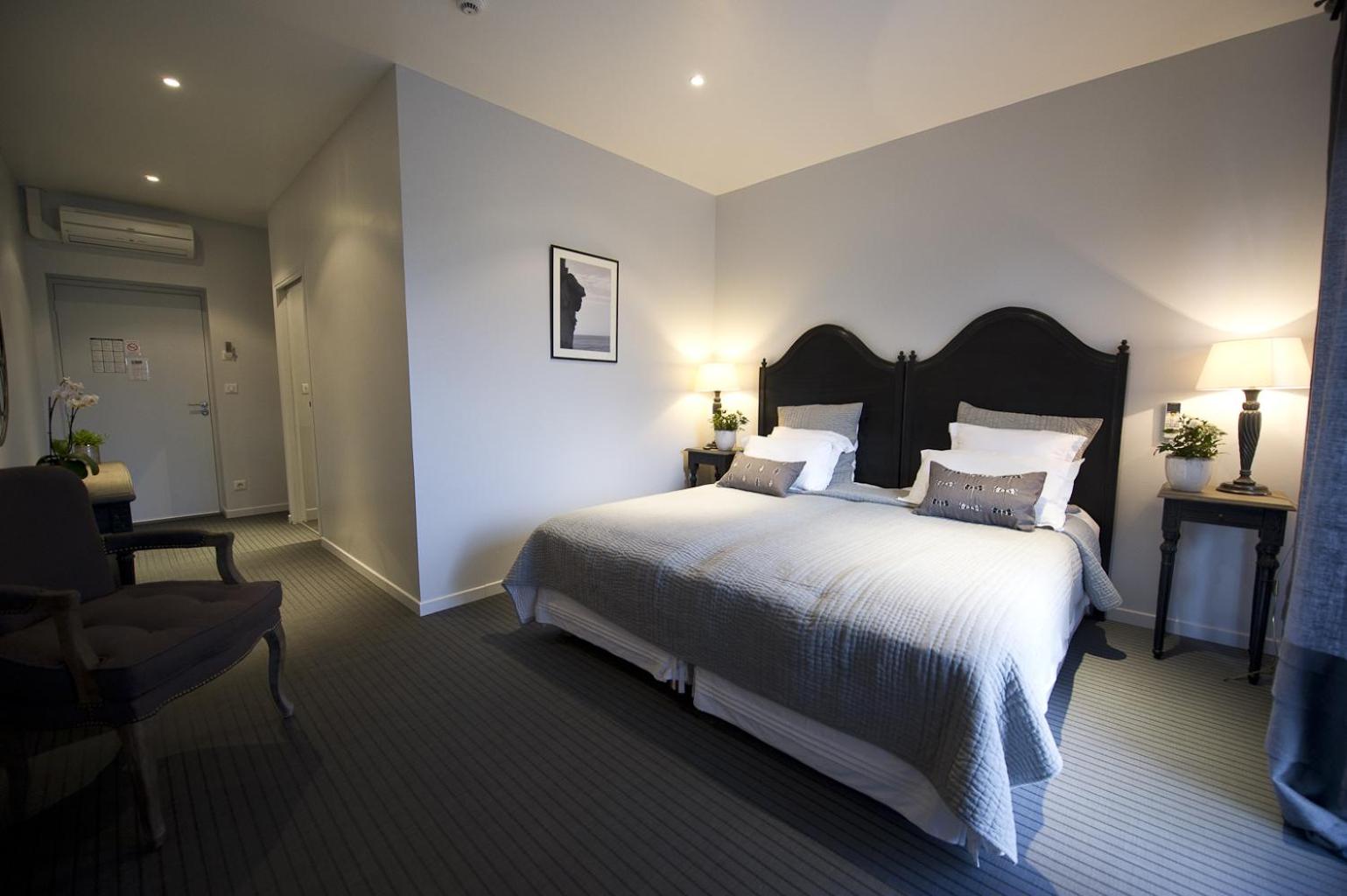 Queen Room with Garden View photo 2