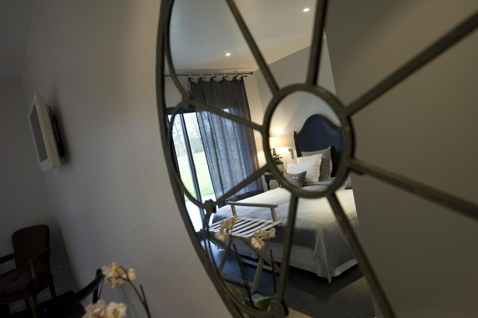 Queen Room with Garden View photo 3