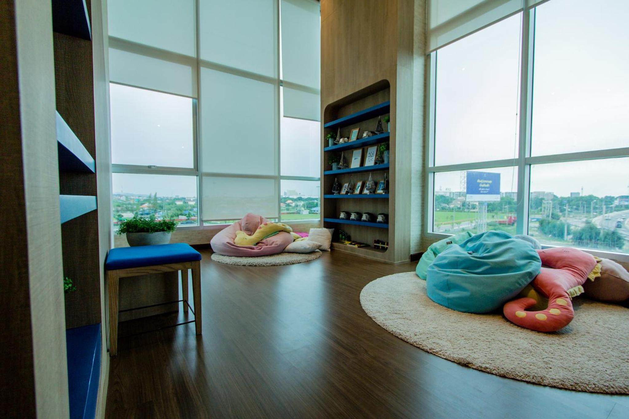 Studio Apartment photo 2