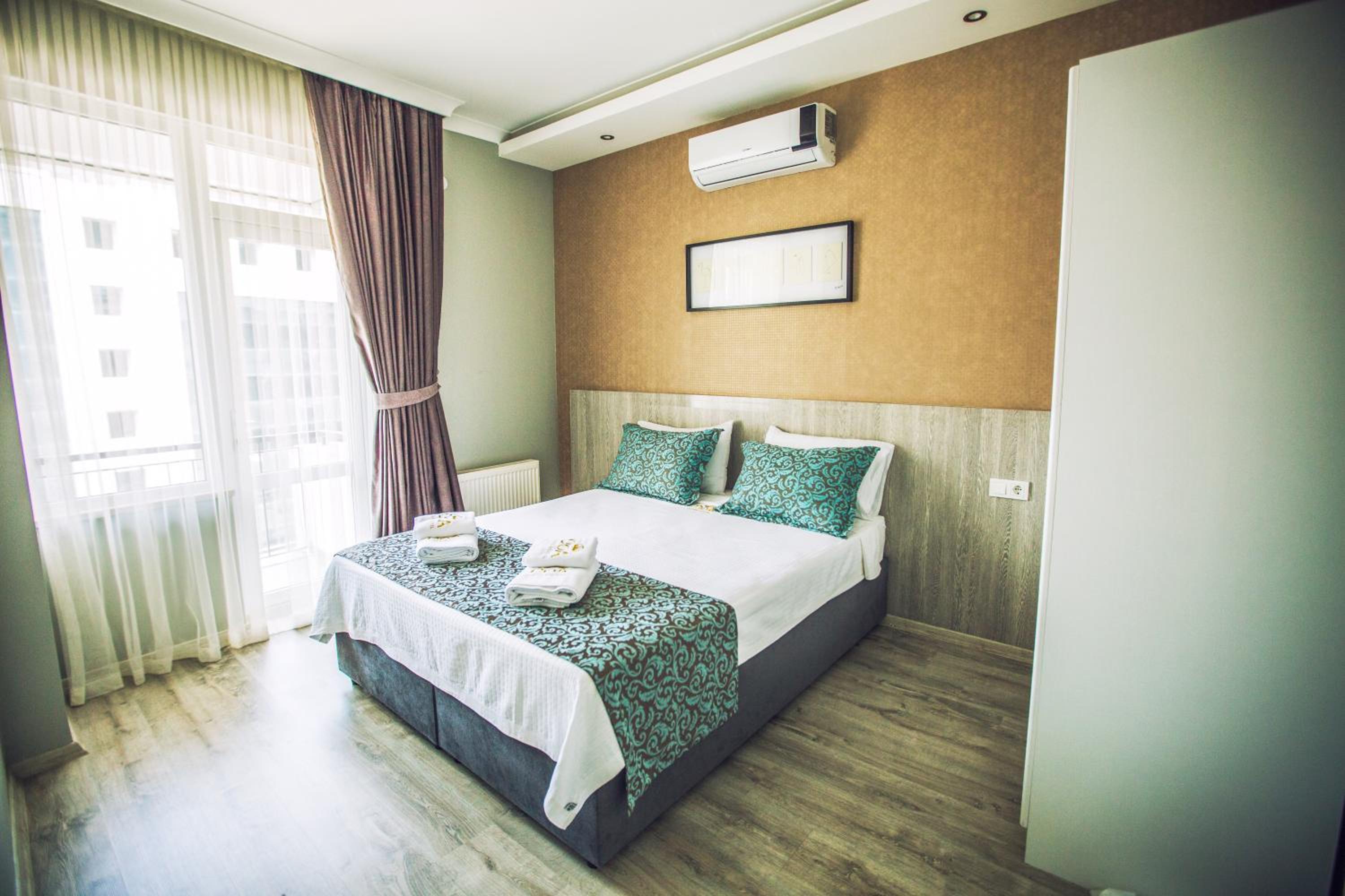 One-Bedroom Suite