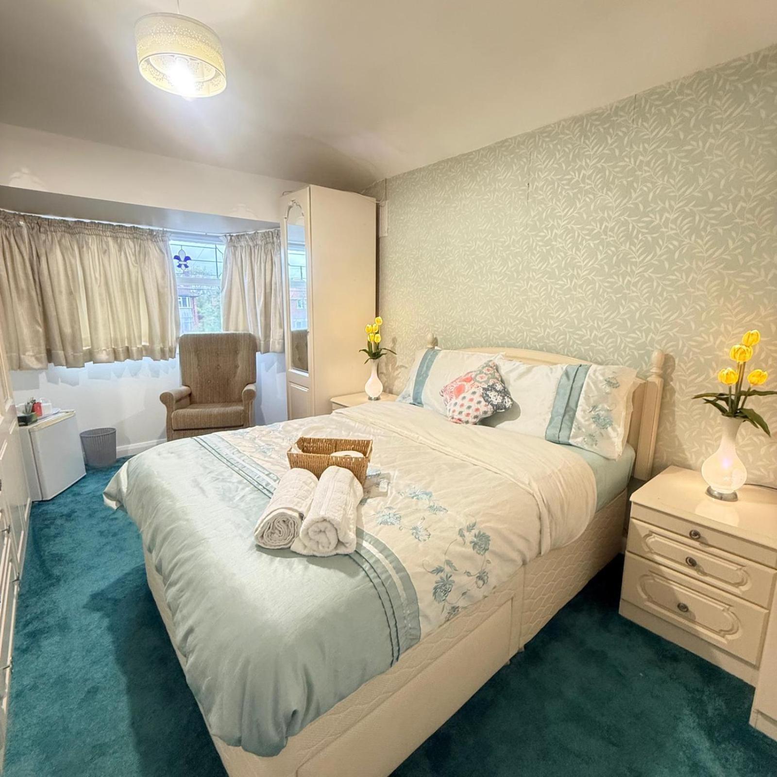 Large Double Room