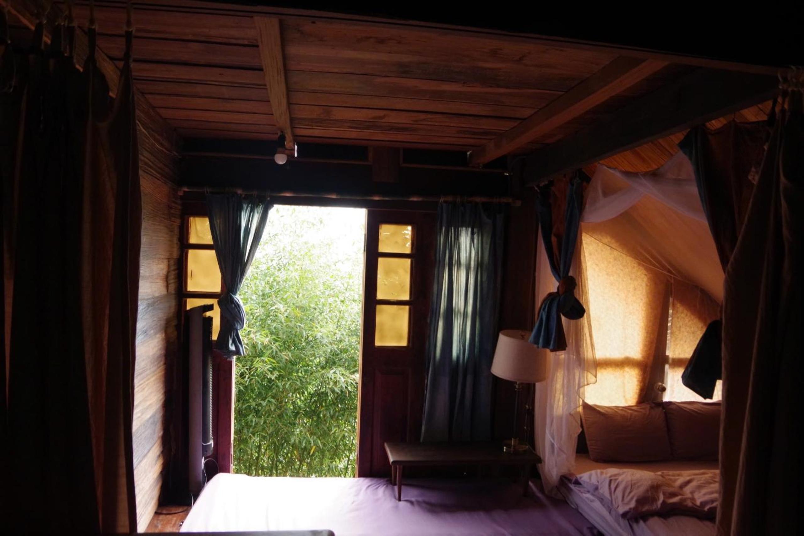 Deluxe Room (2 Adults + 1 Child) photo 1