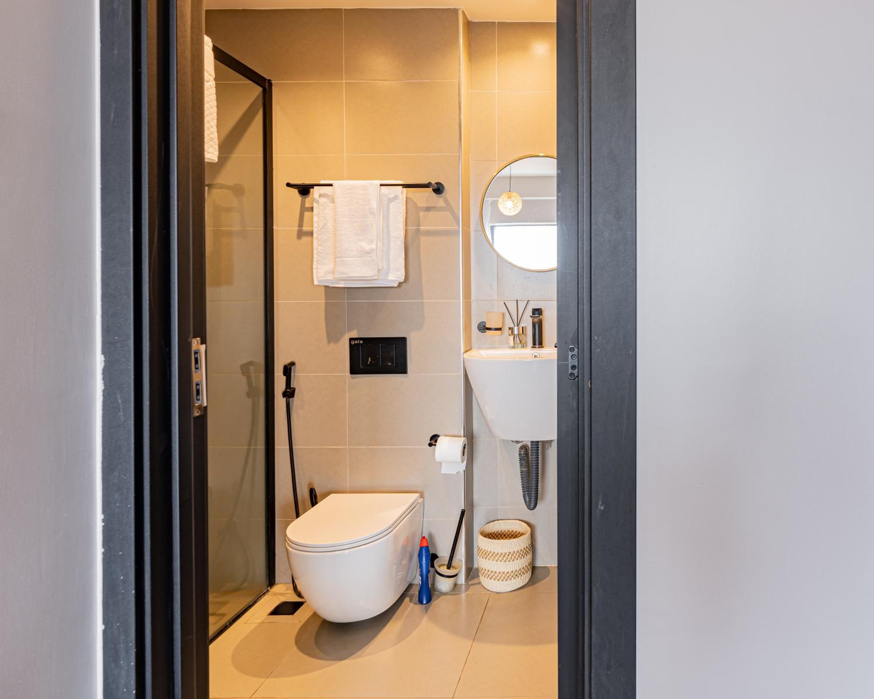 Two-Bedroom Apartment with City View photo 3