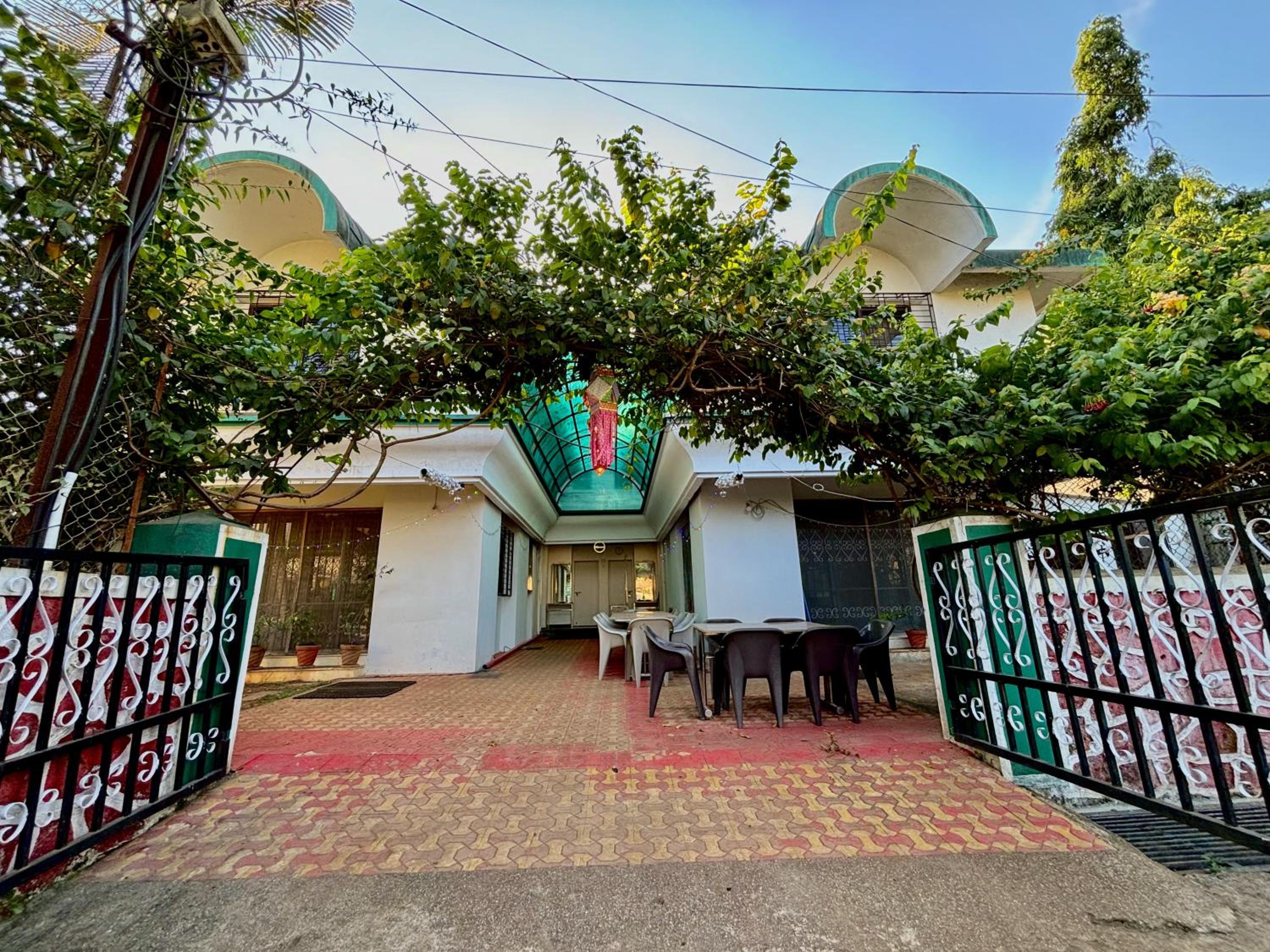 Villa with Private Pool photo 2