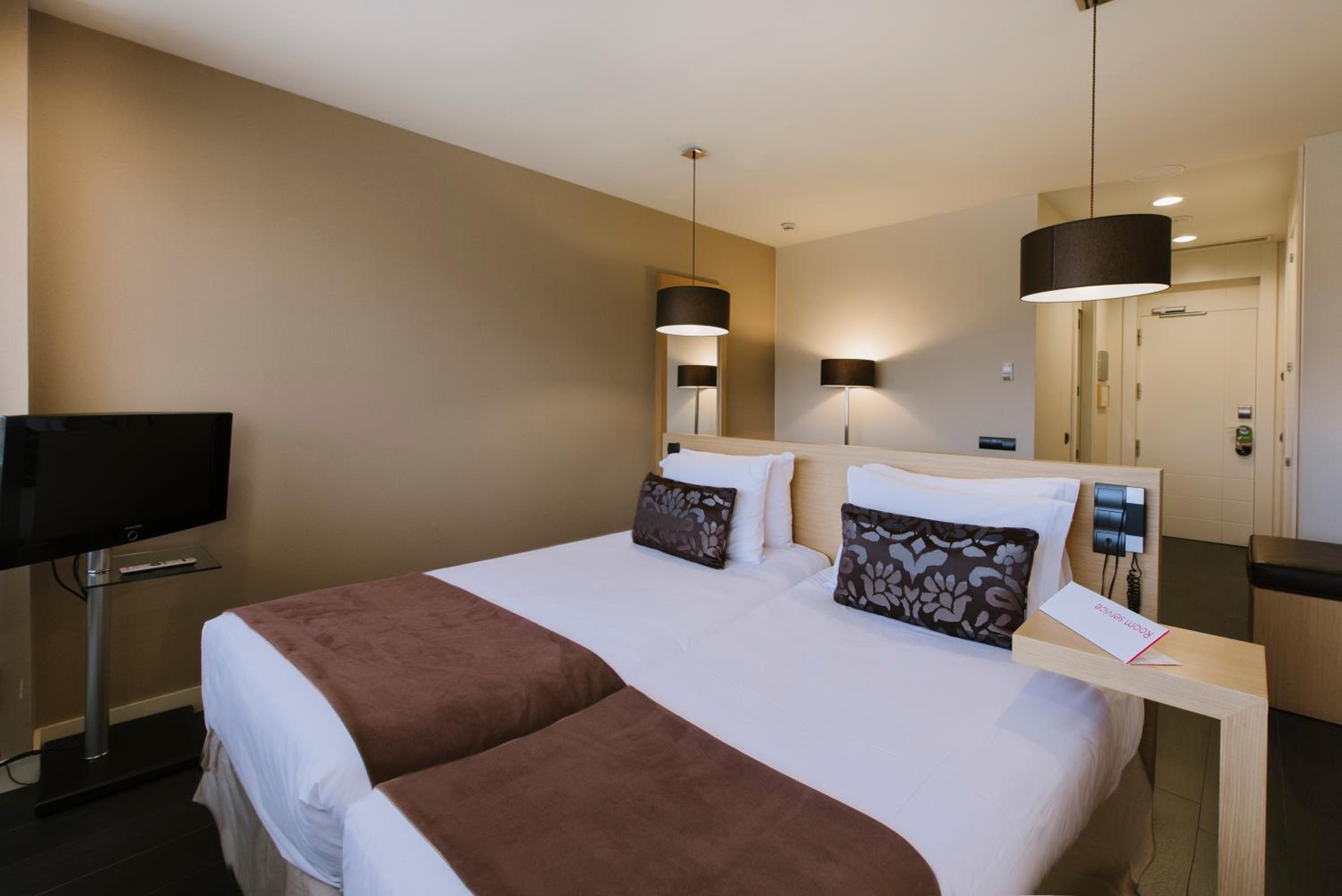 Double room (1 or 2 people) - Photo 7