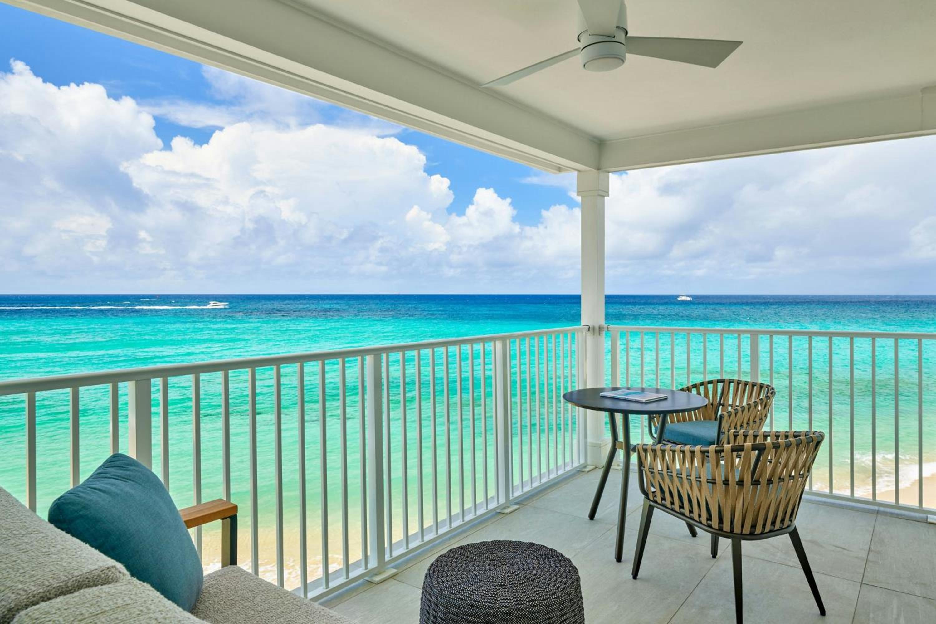 1 Bedroom Suite, 1 King, Sofa bed, Ocean view, Balcony (Mobility Accessible w/ Roll-in Shower)