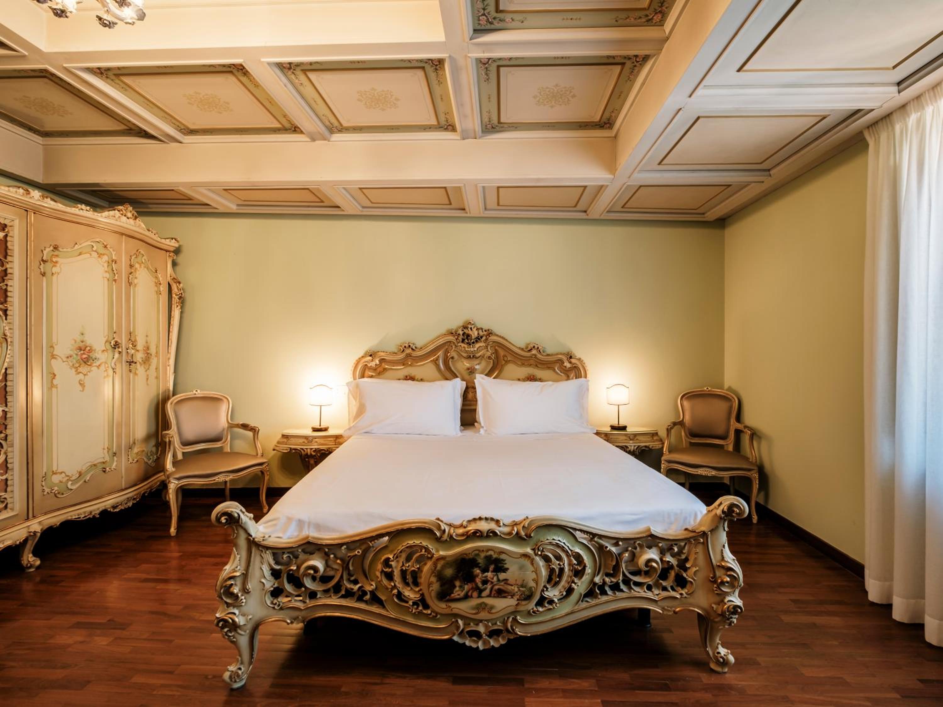 Deluxe Double Room - Separate Building