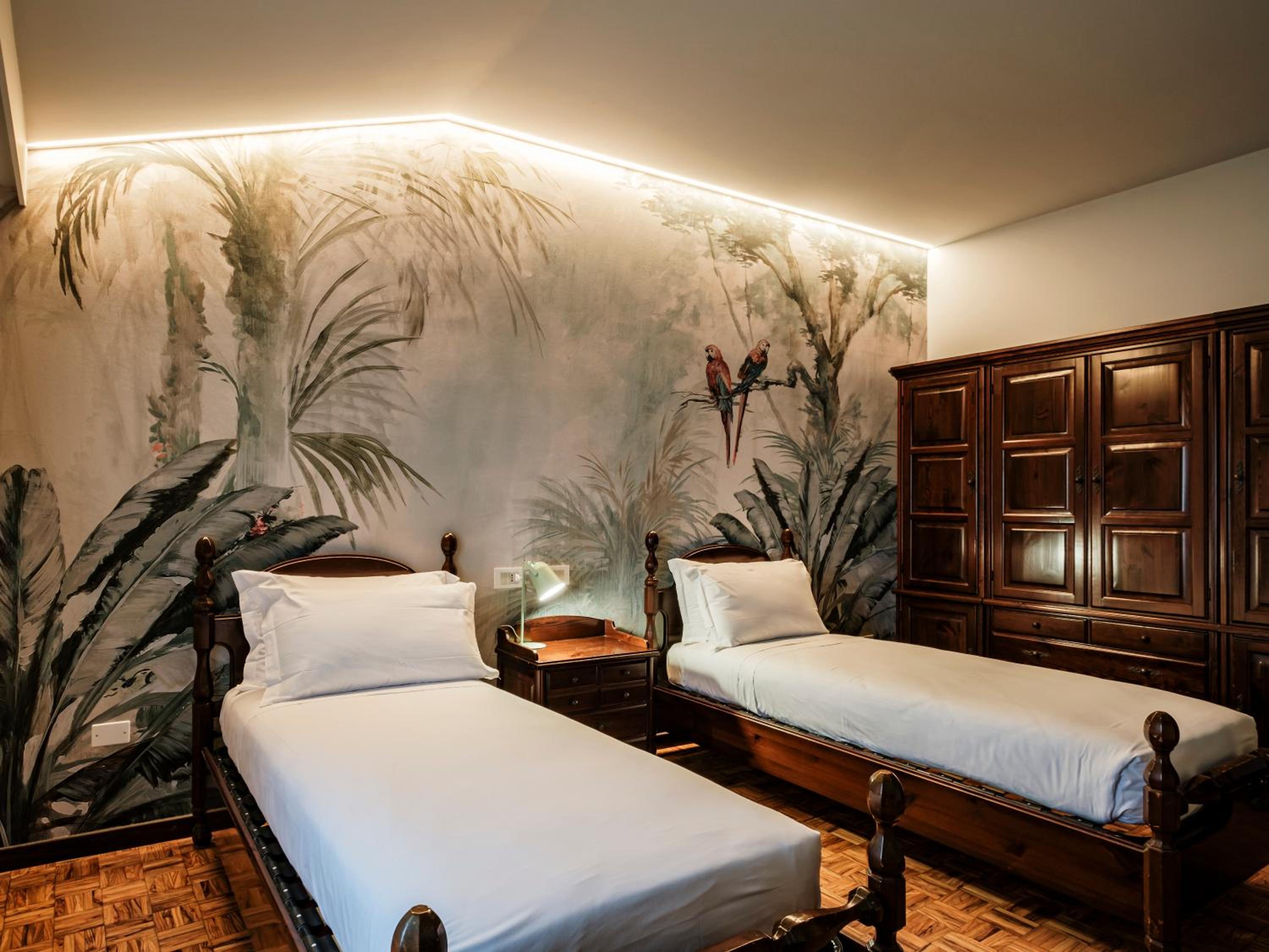 Twin Room with Private External Bathroom - Separate Building photo 2