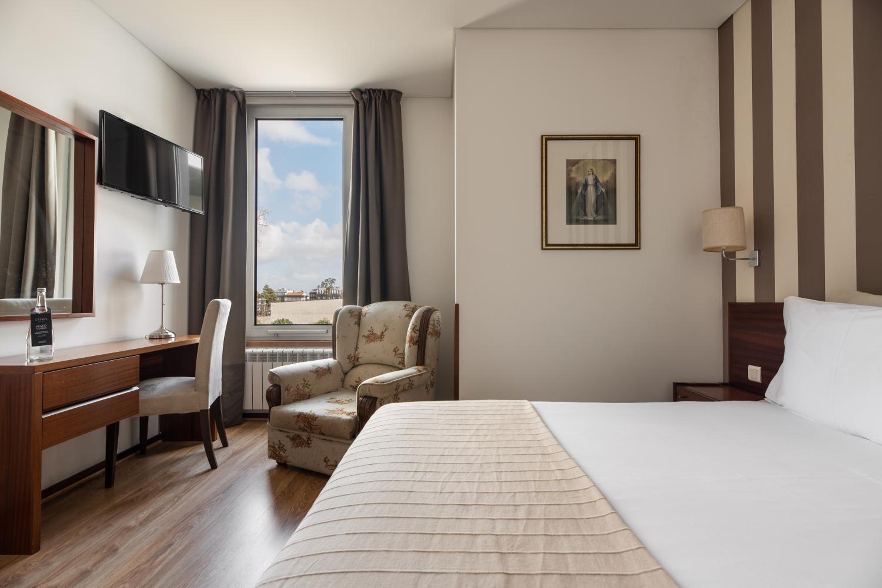 Double Room - Photo 3