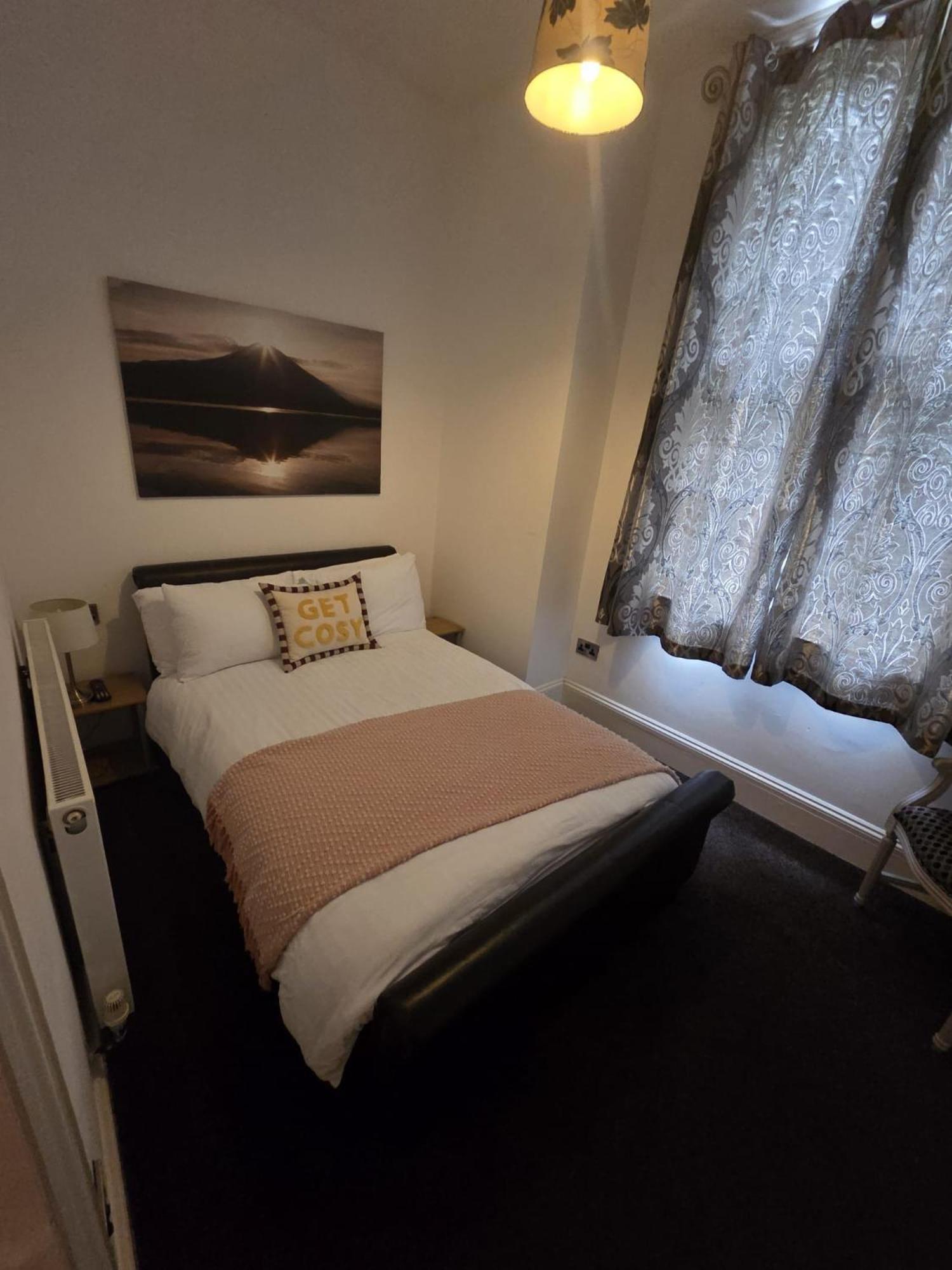 Apartment photo 1