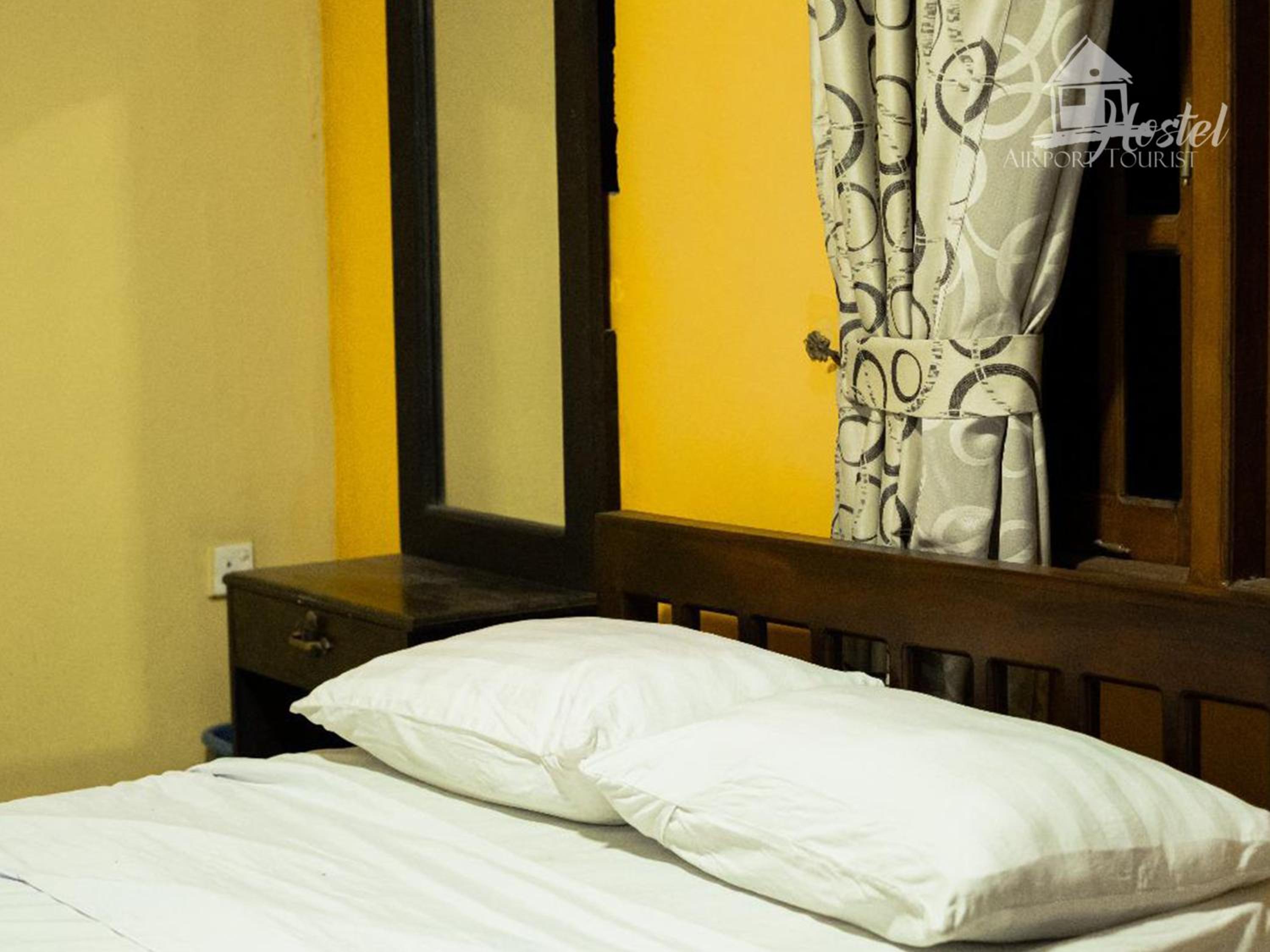 Double Room with Shared Bathroom photo 1