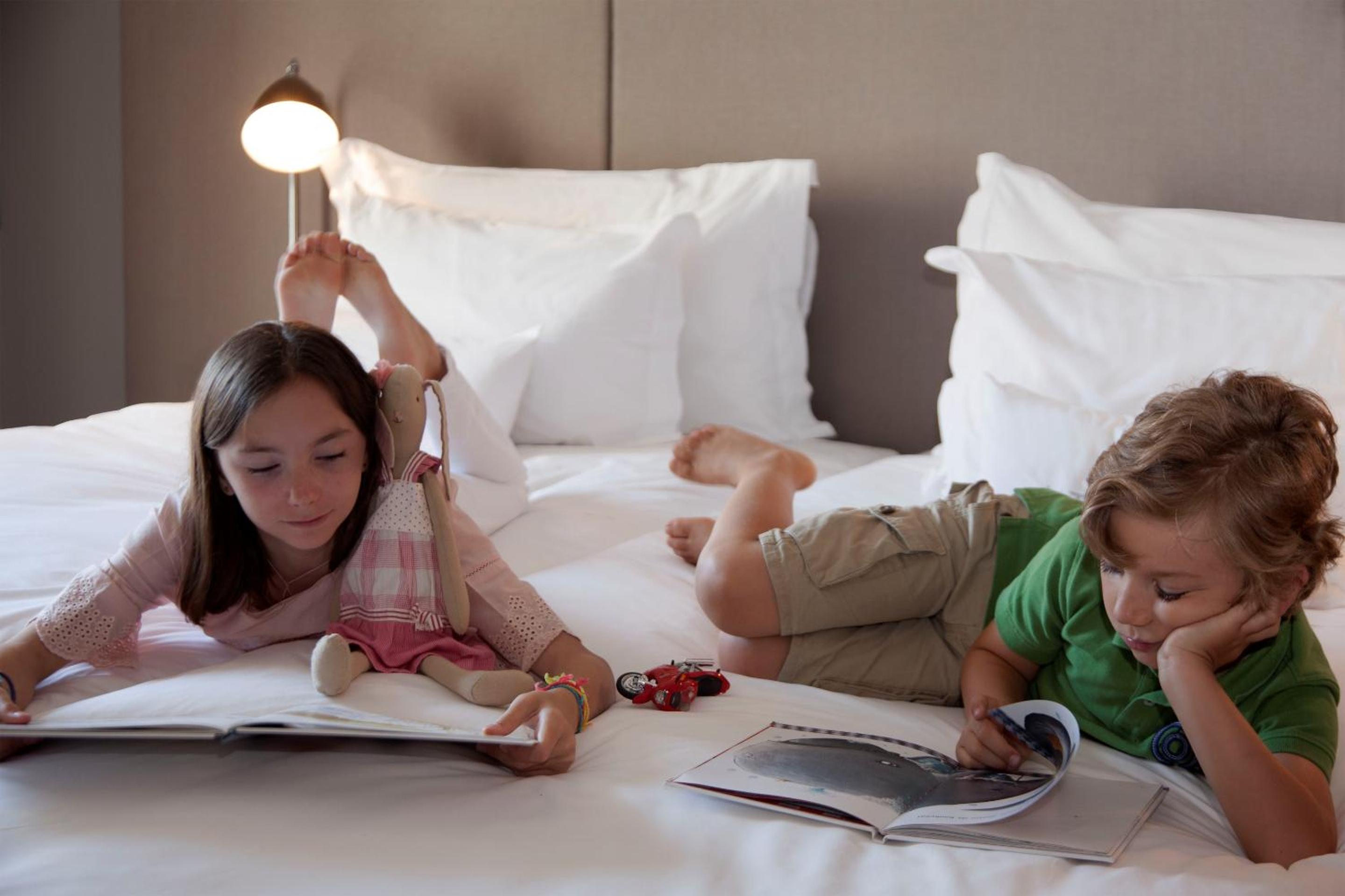 Family Suite (2 Adults + 2 Children) - Photo 1
