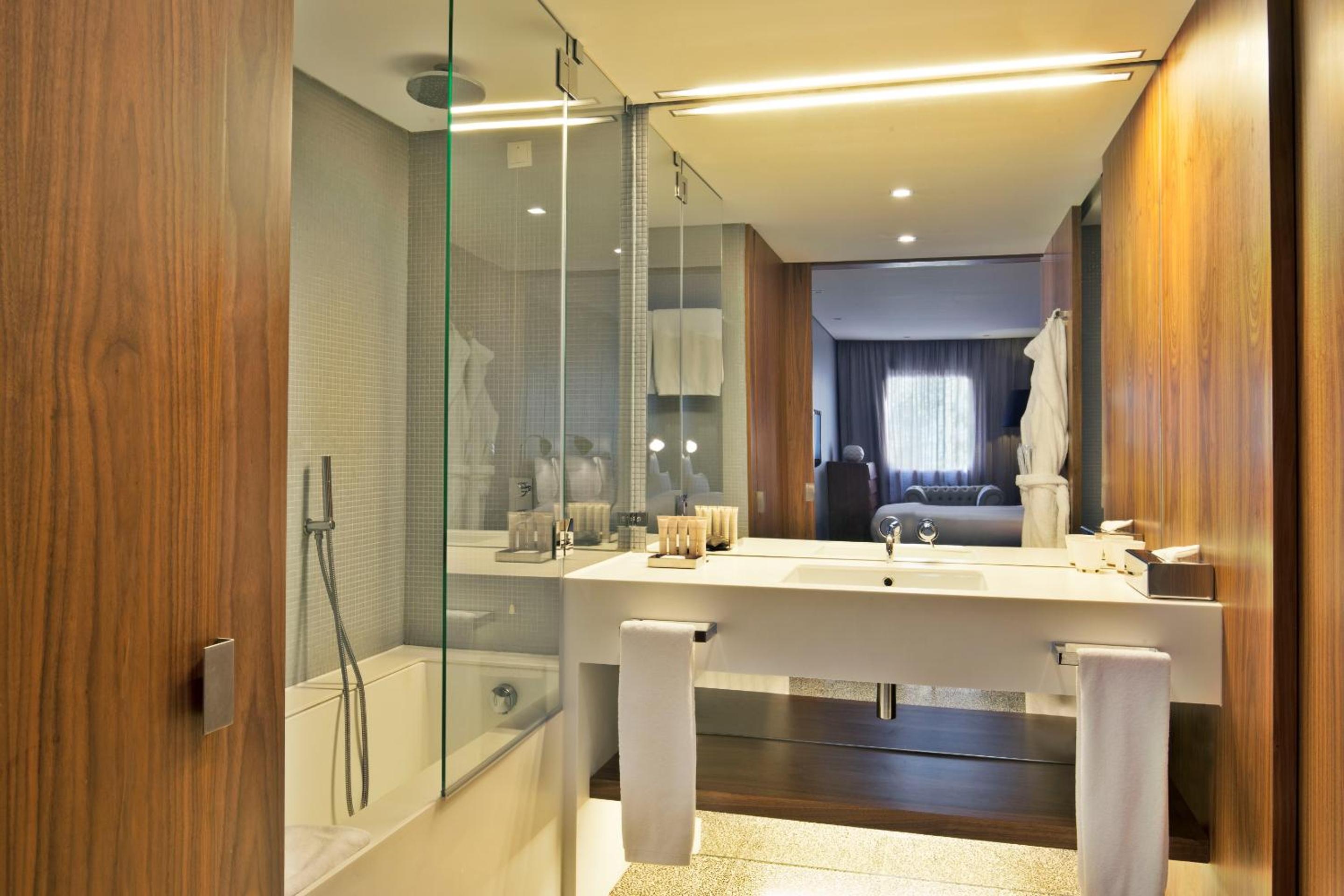 Club Suite - Photo 9