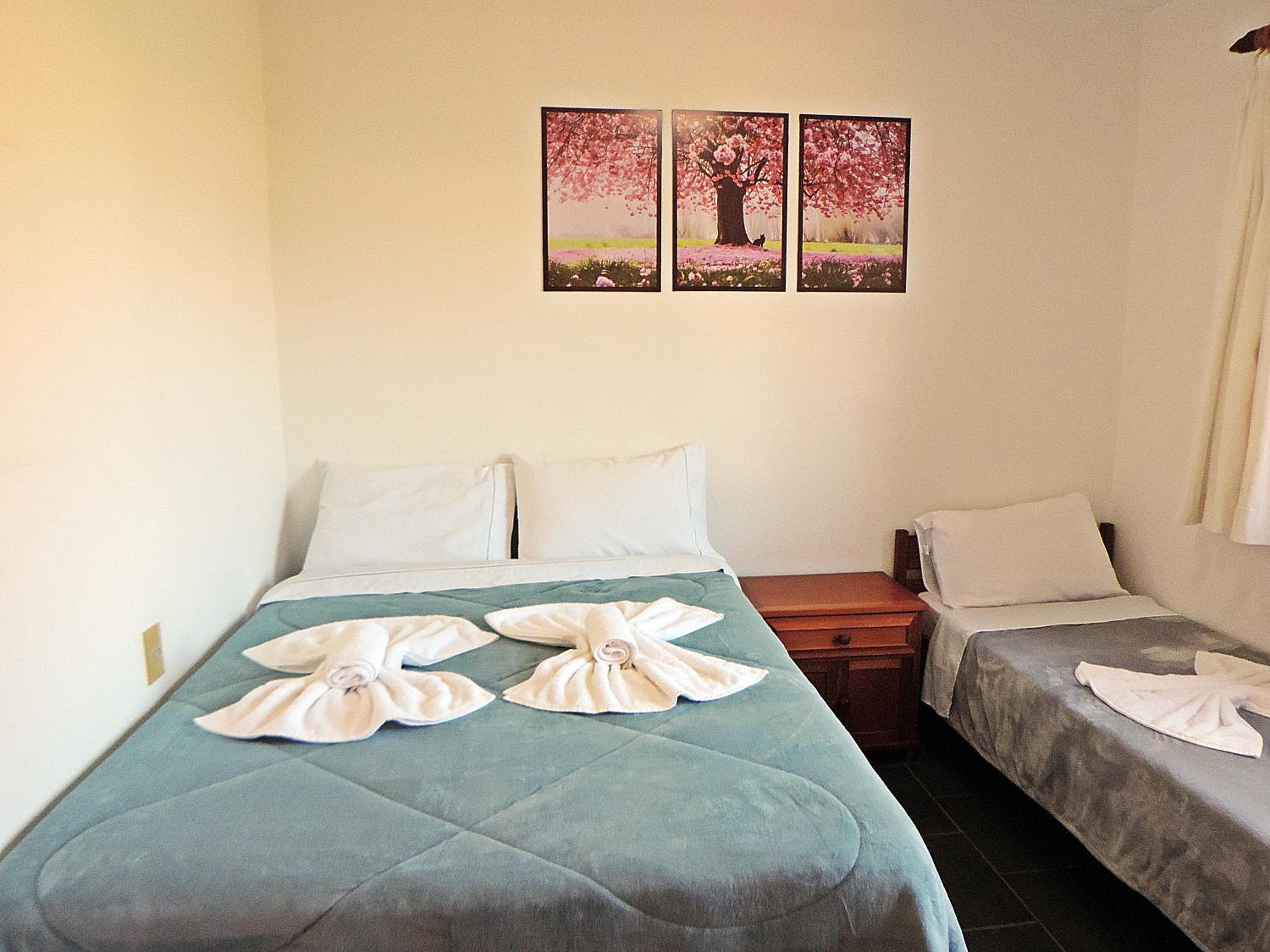 Deluxe Room (1 adult + 1 child)