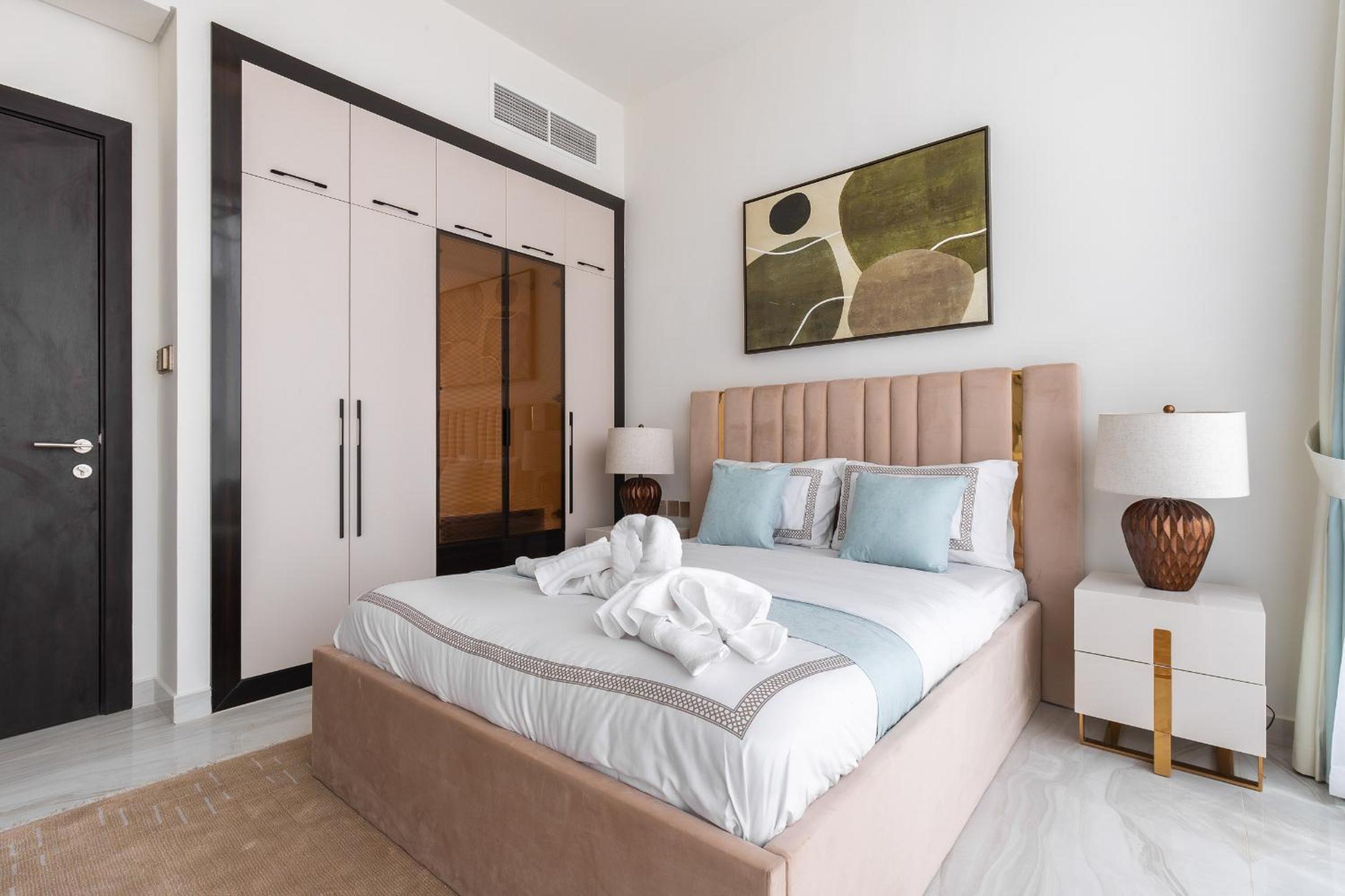Three-Bedroom Apartment with Private Pool photo 3