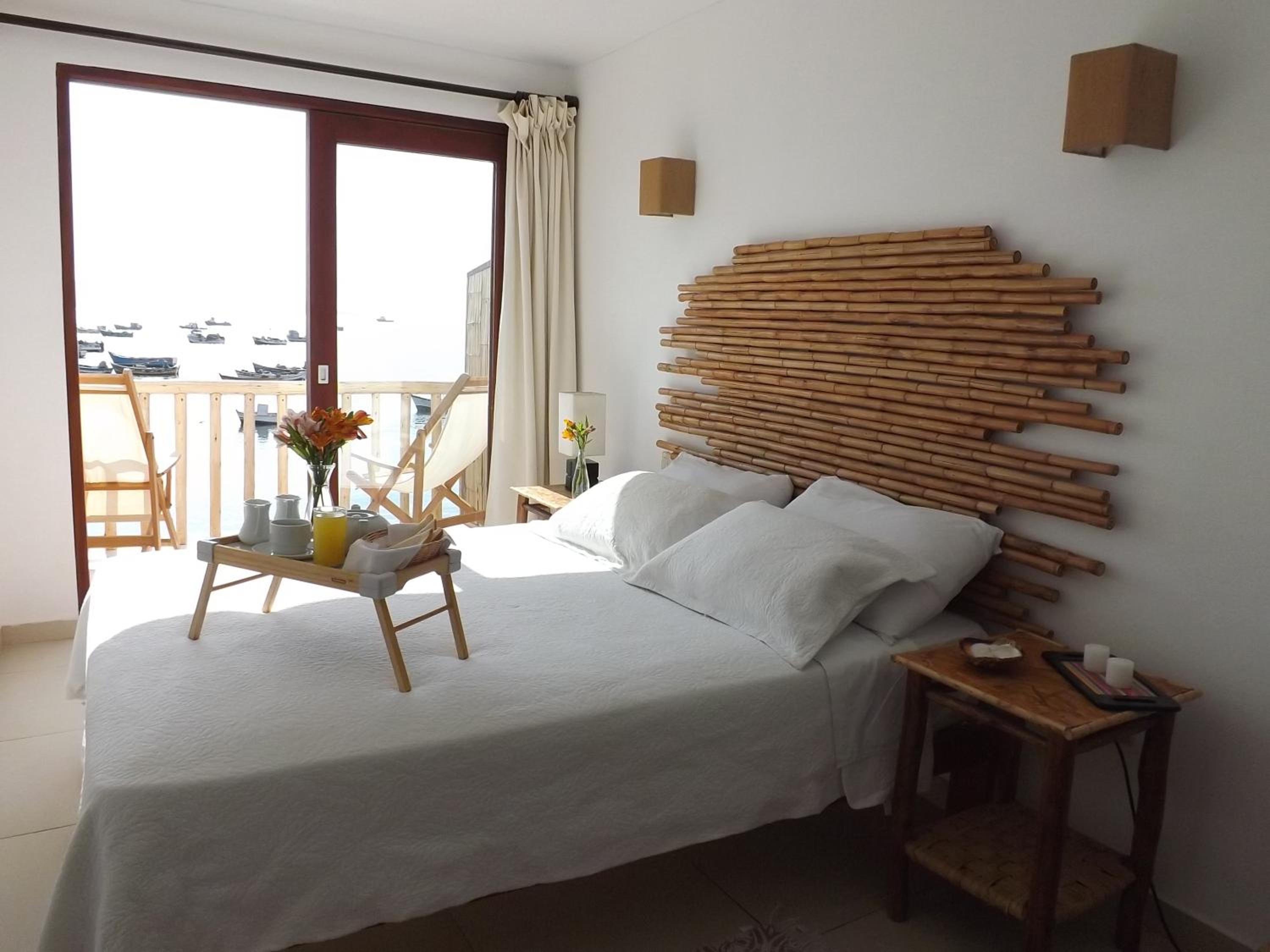 Double Room with Balcony and Sea View photo 2