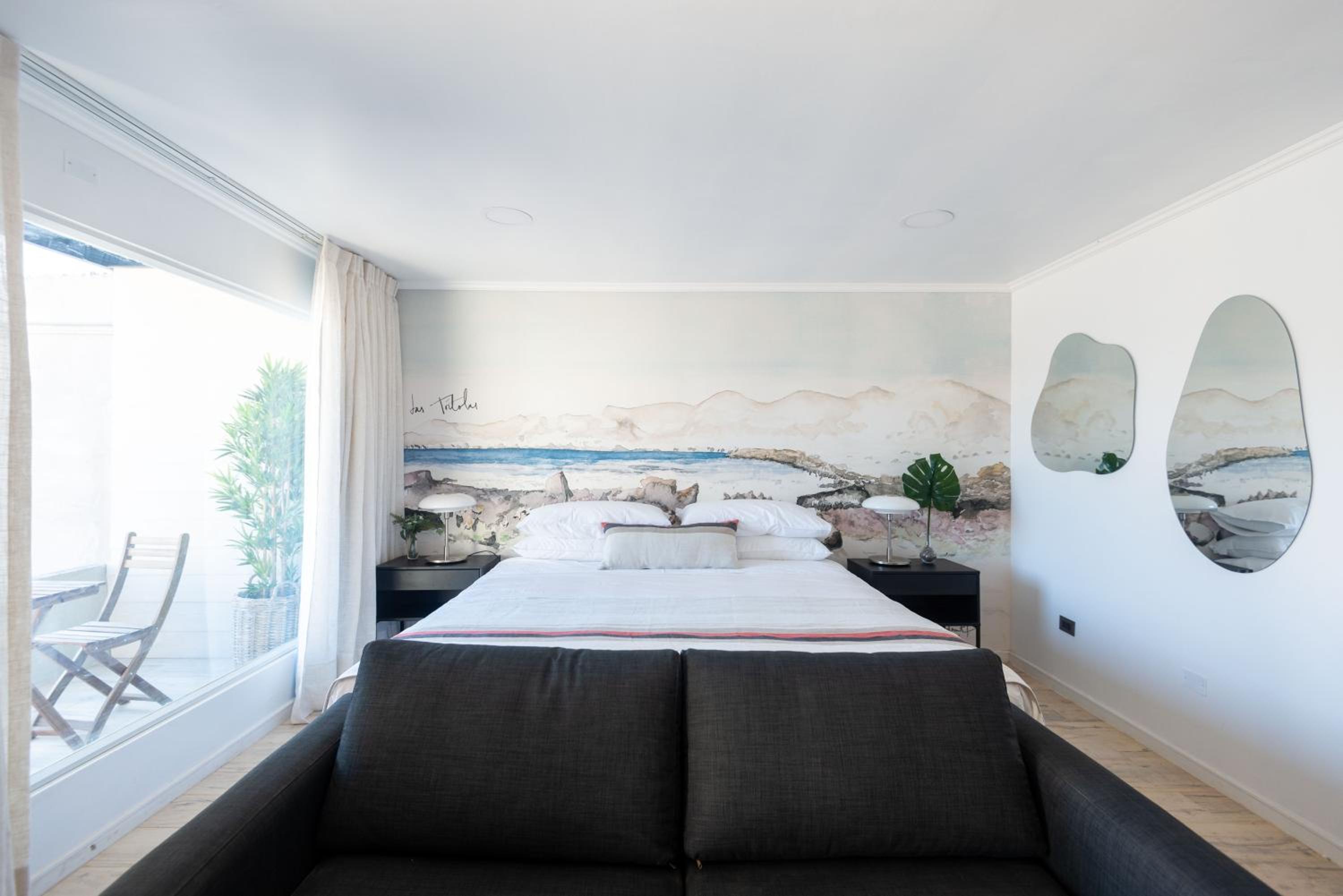 Deluxe King Suite