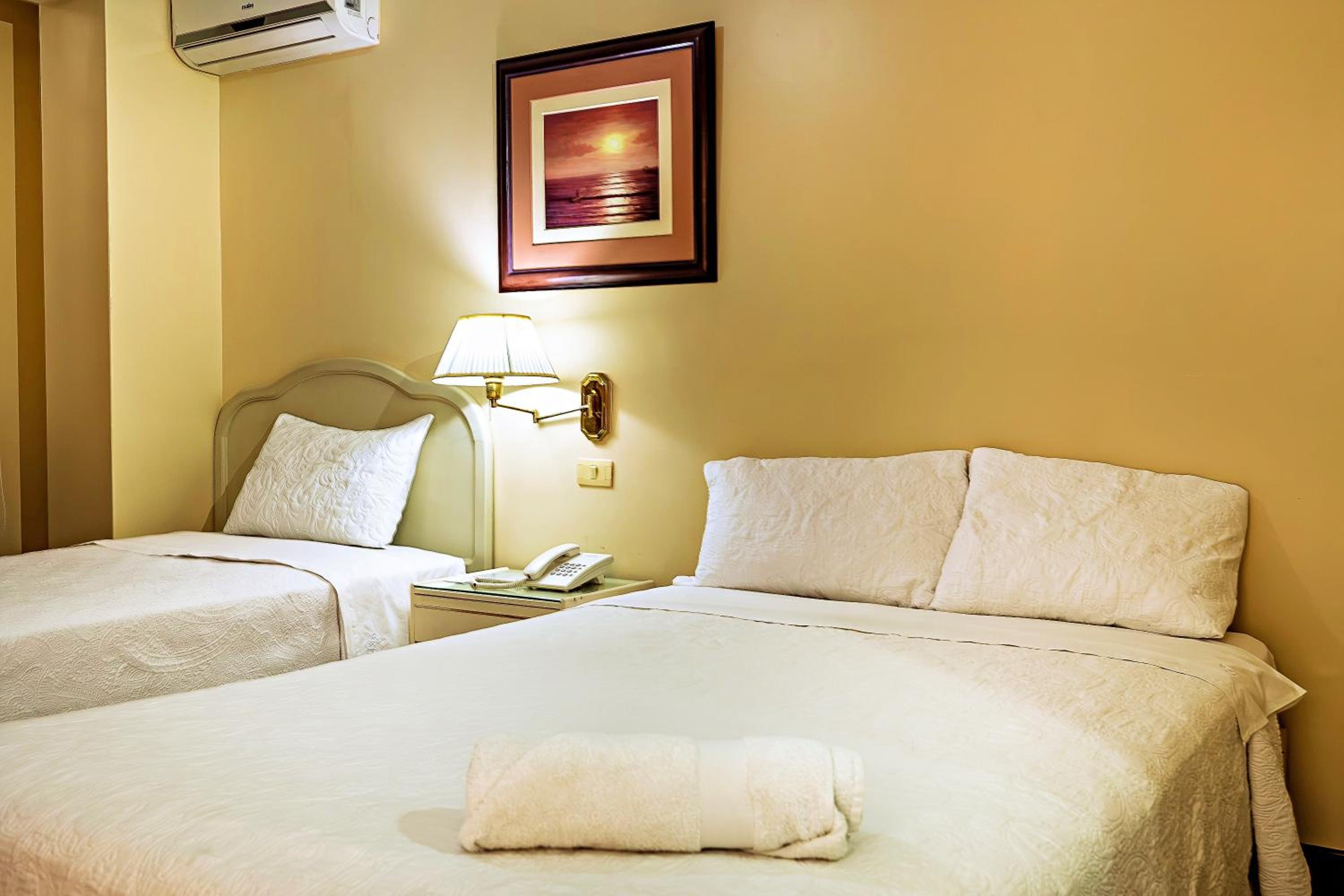 Family Double Room photo 2
