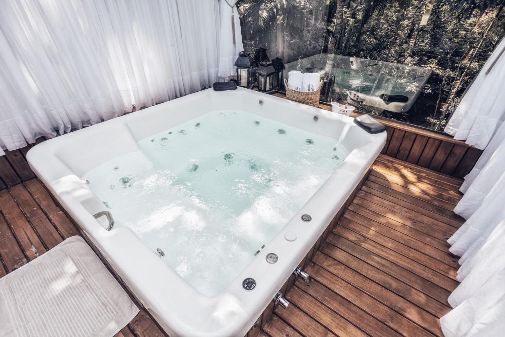 Suite with Spa Access