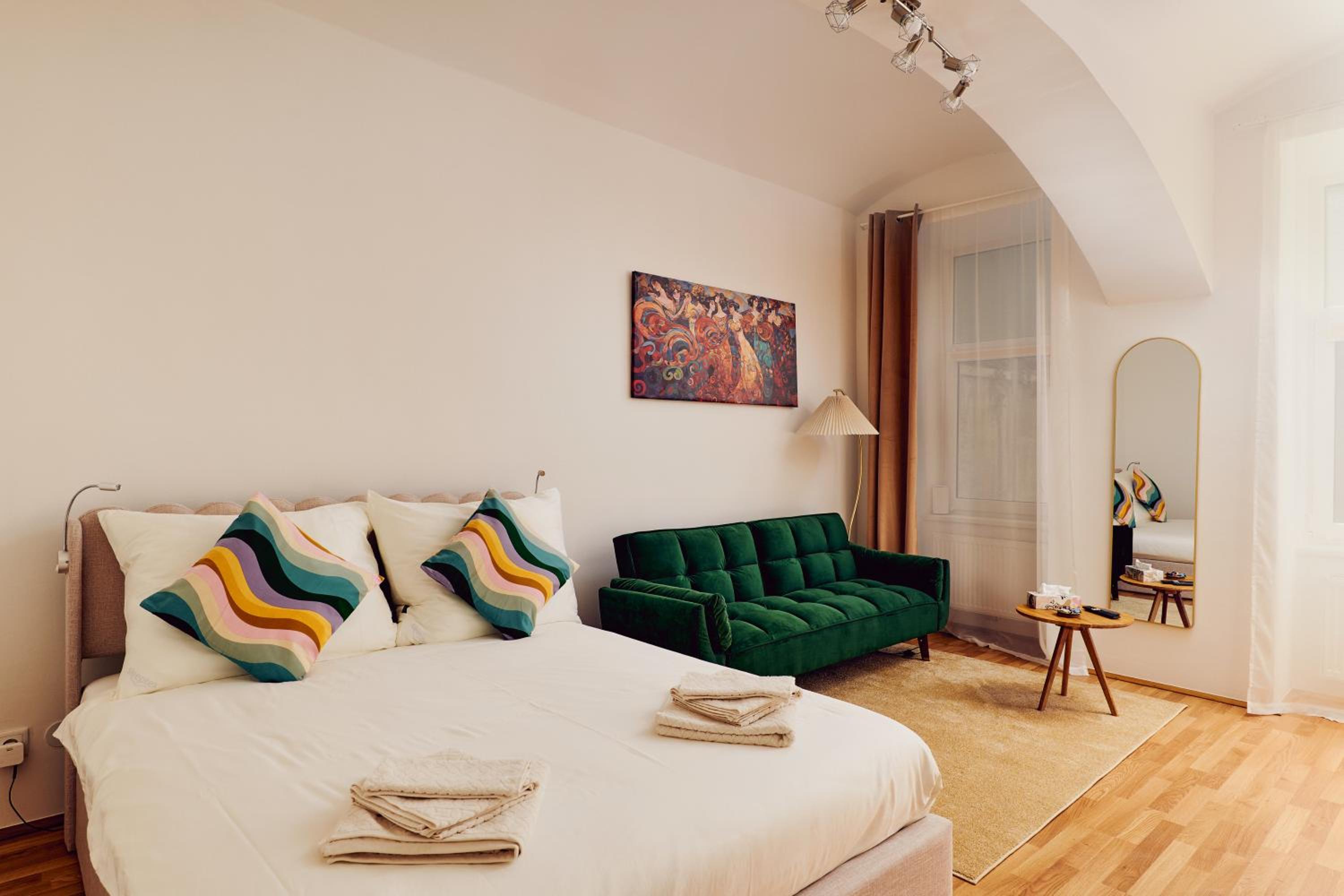 One-Bedroom Apartment with Terrace