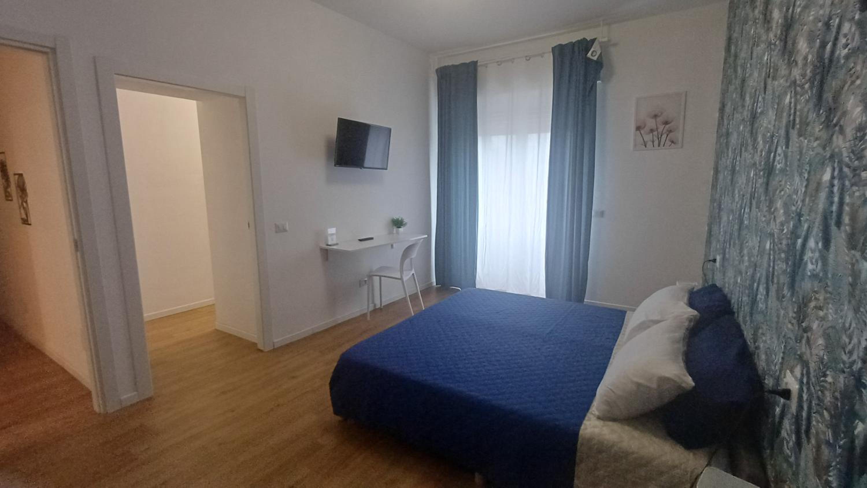 Double Room With Private Bathroom