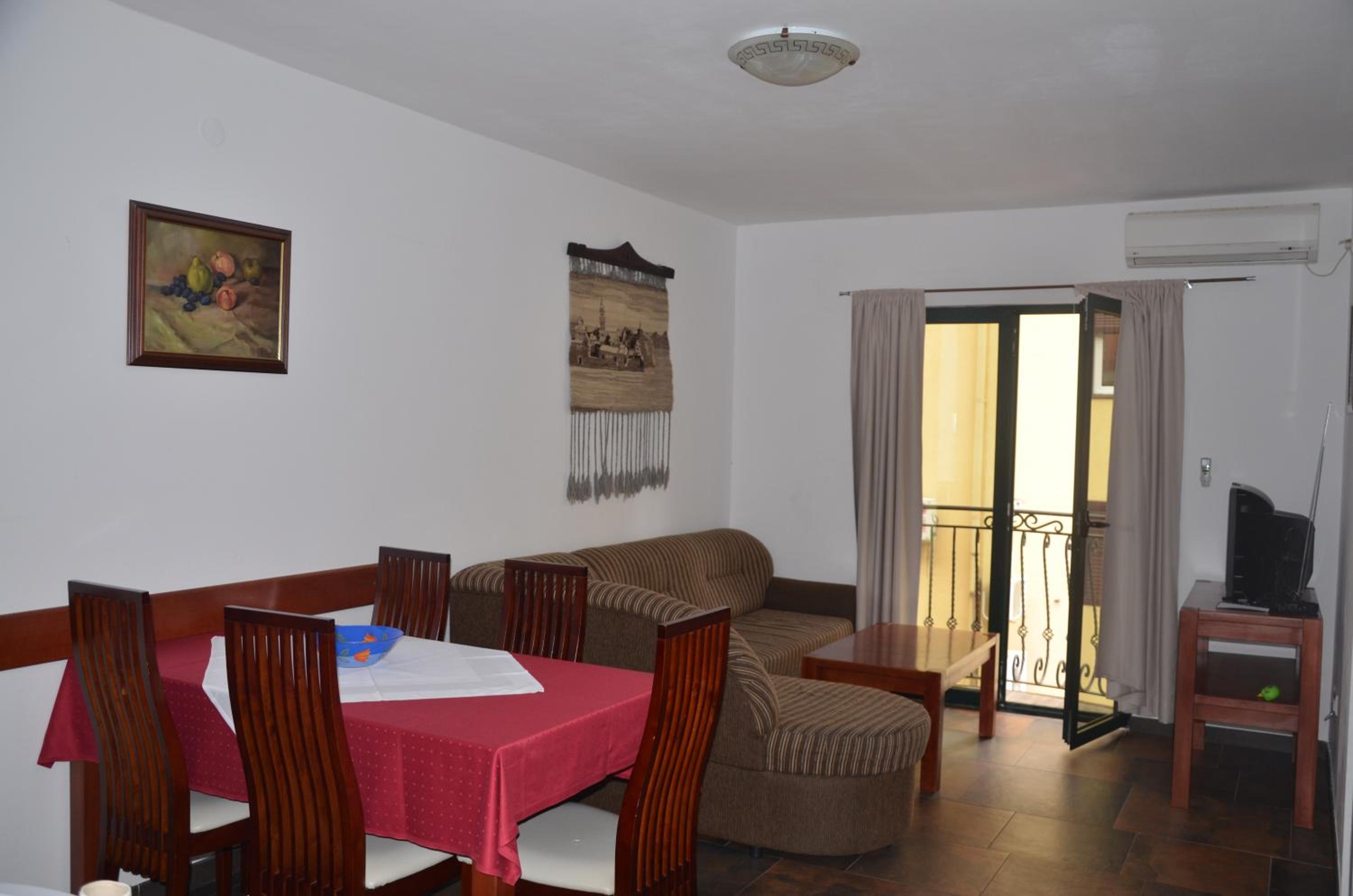Two-Bedroom Apartment with Garden View