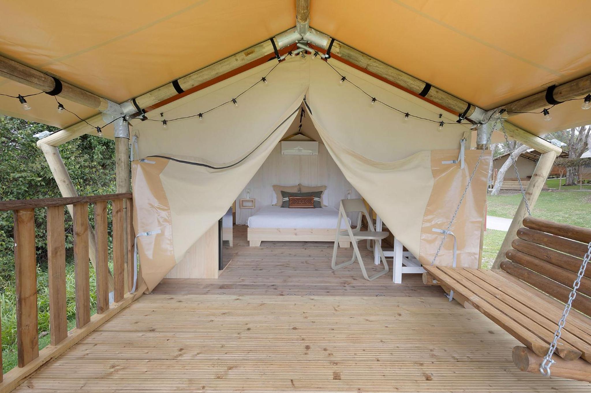 Junior Safari Tent – No Bathroom photo 3