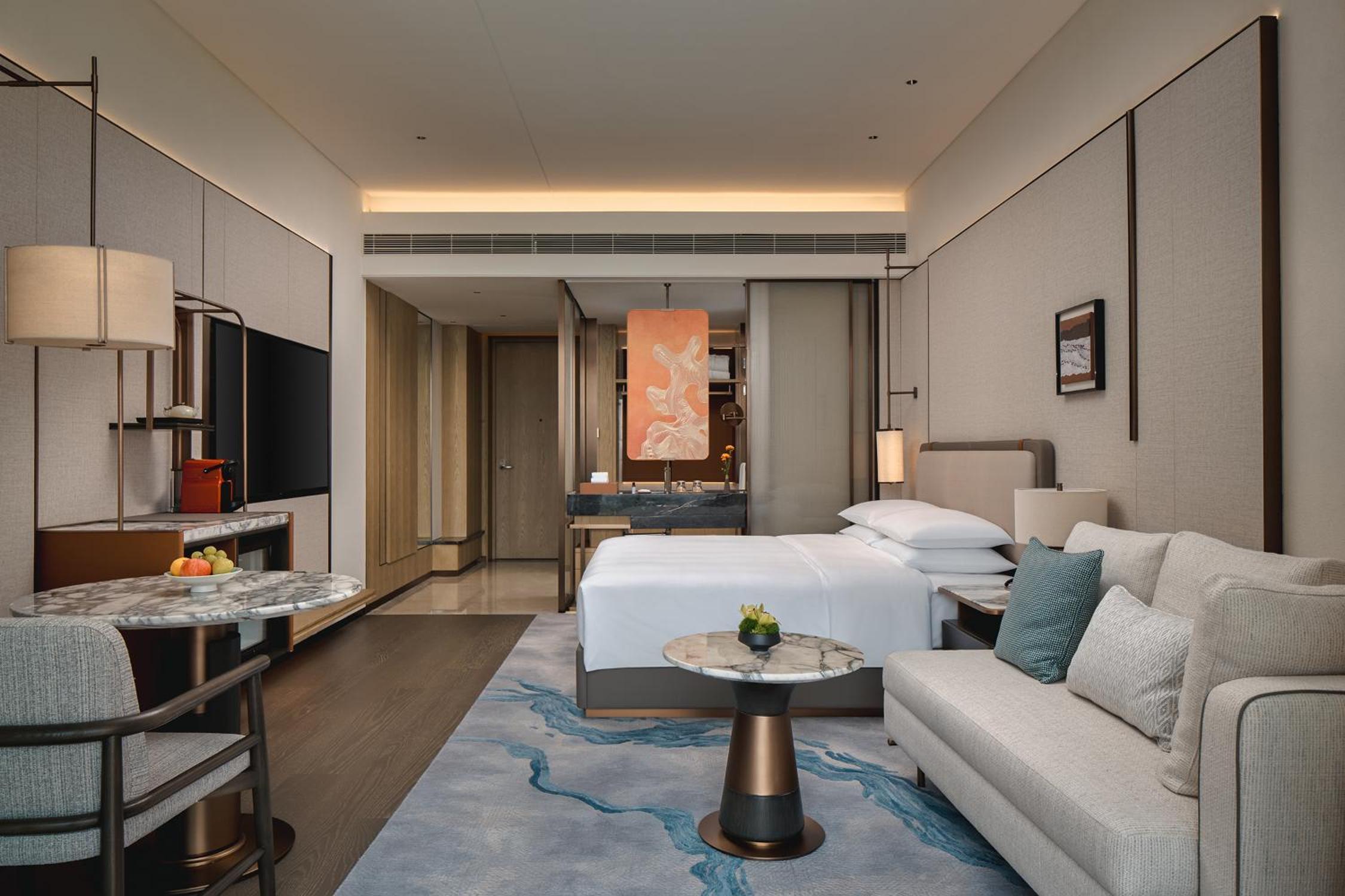 King Room - Club Access