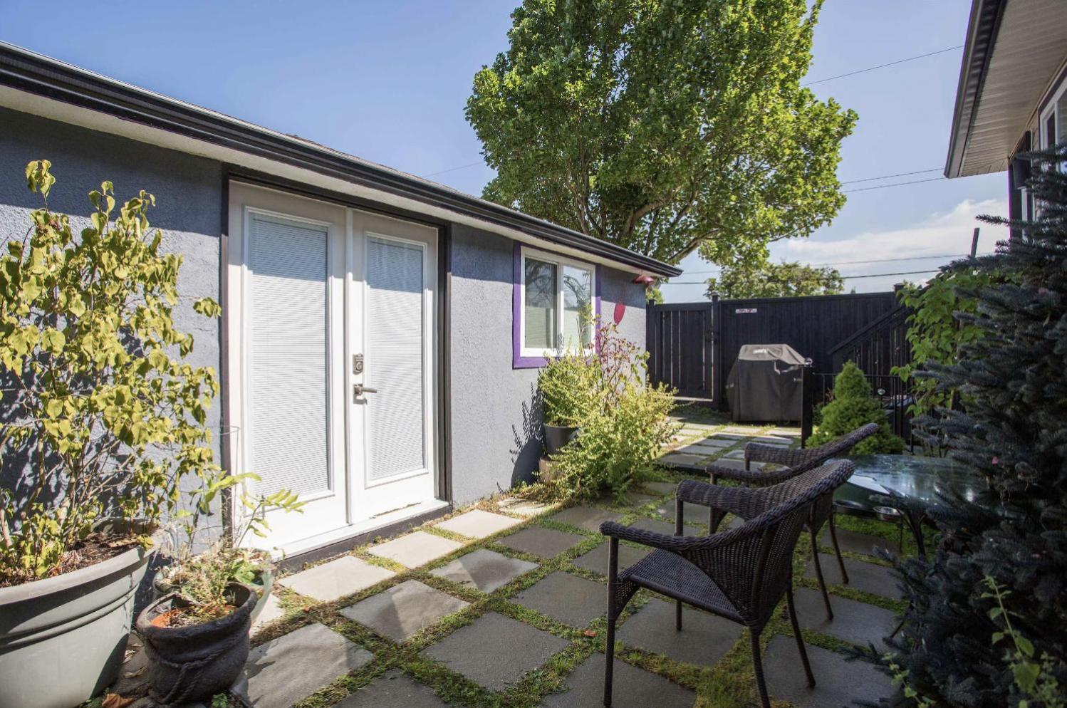 One-Bedroom House photo 2