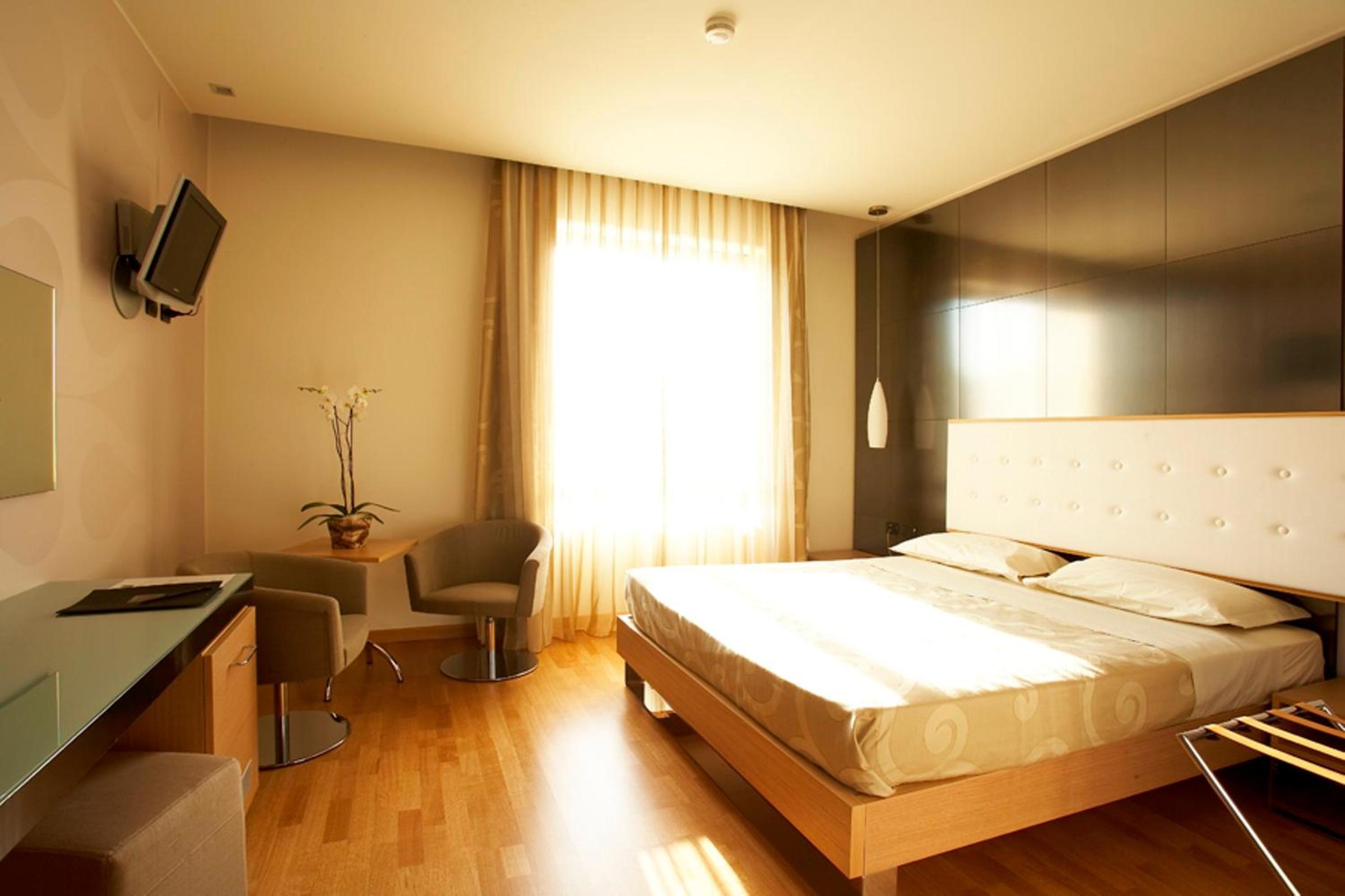 Superior Double Room - Photo 3