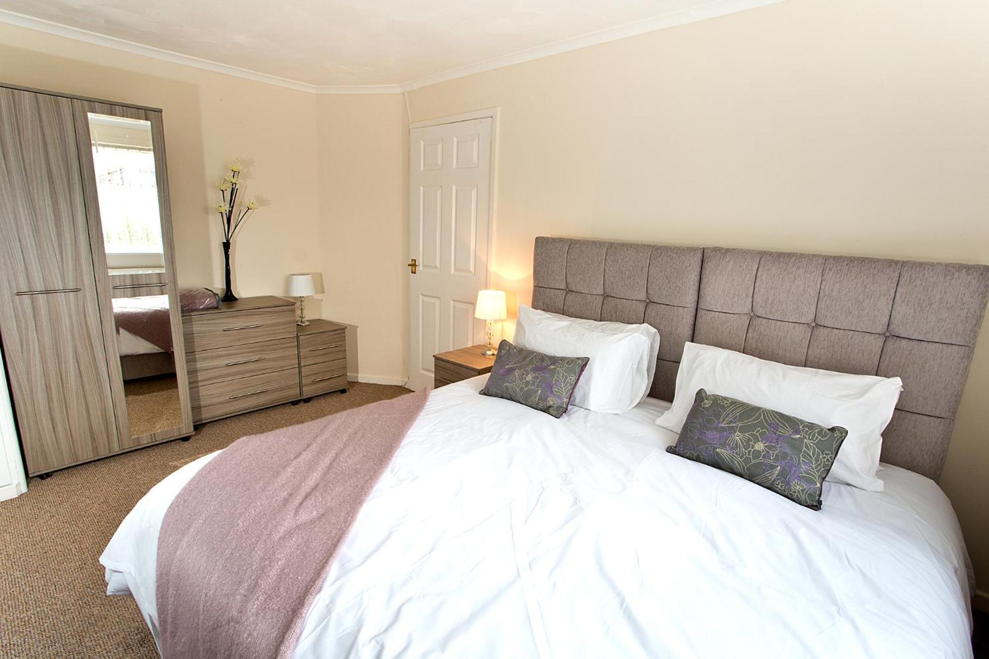 Two-Bedroom House photo 1