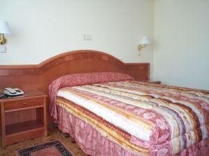 Double or Twin Room - Photo 2