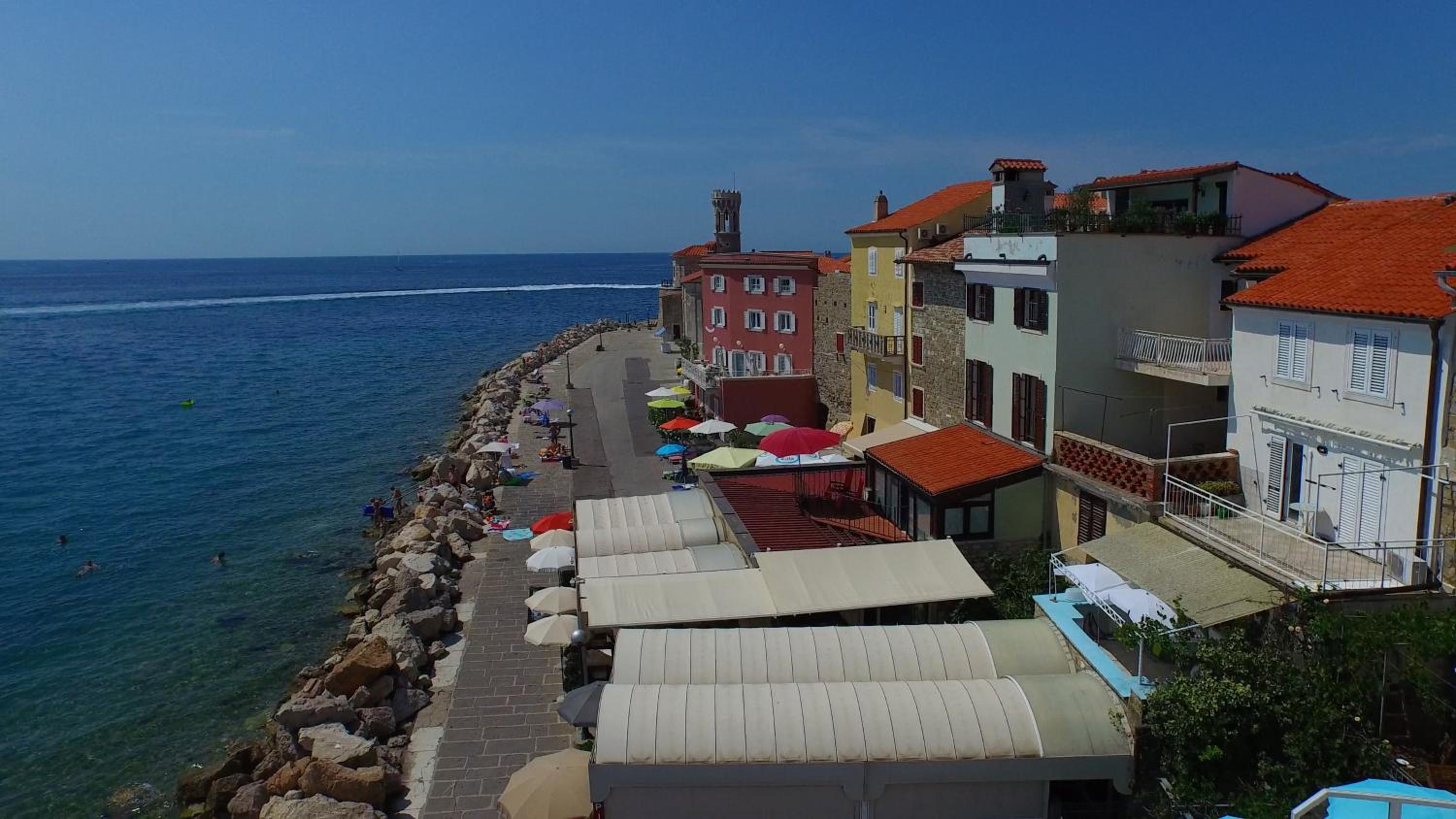 Studio Apartment with Sea View photo 2
