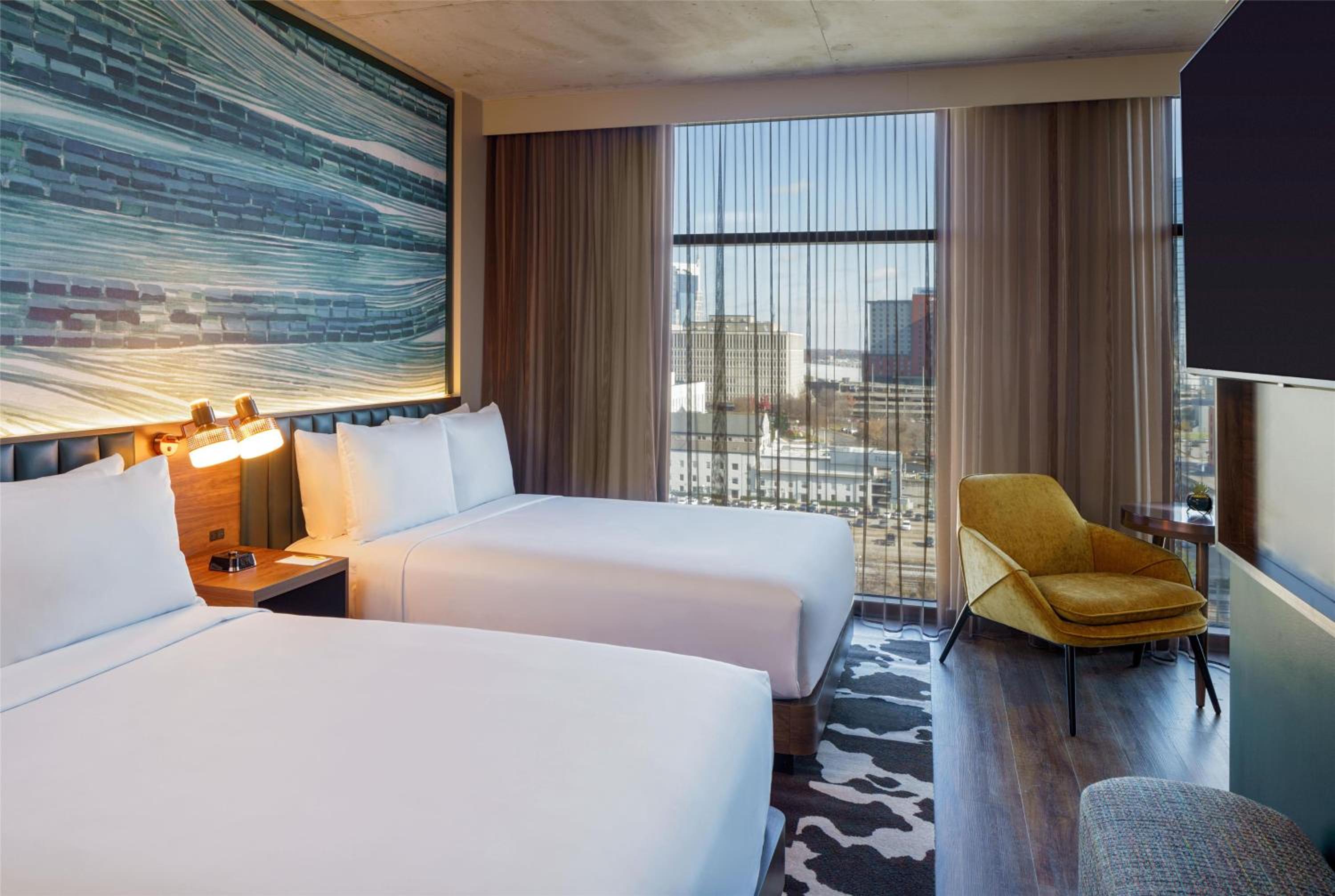 Deluxe Room with Two Double Beds - High Floor photo 2
