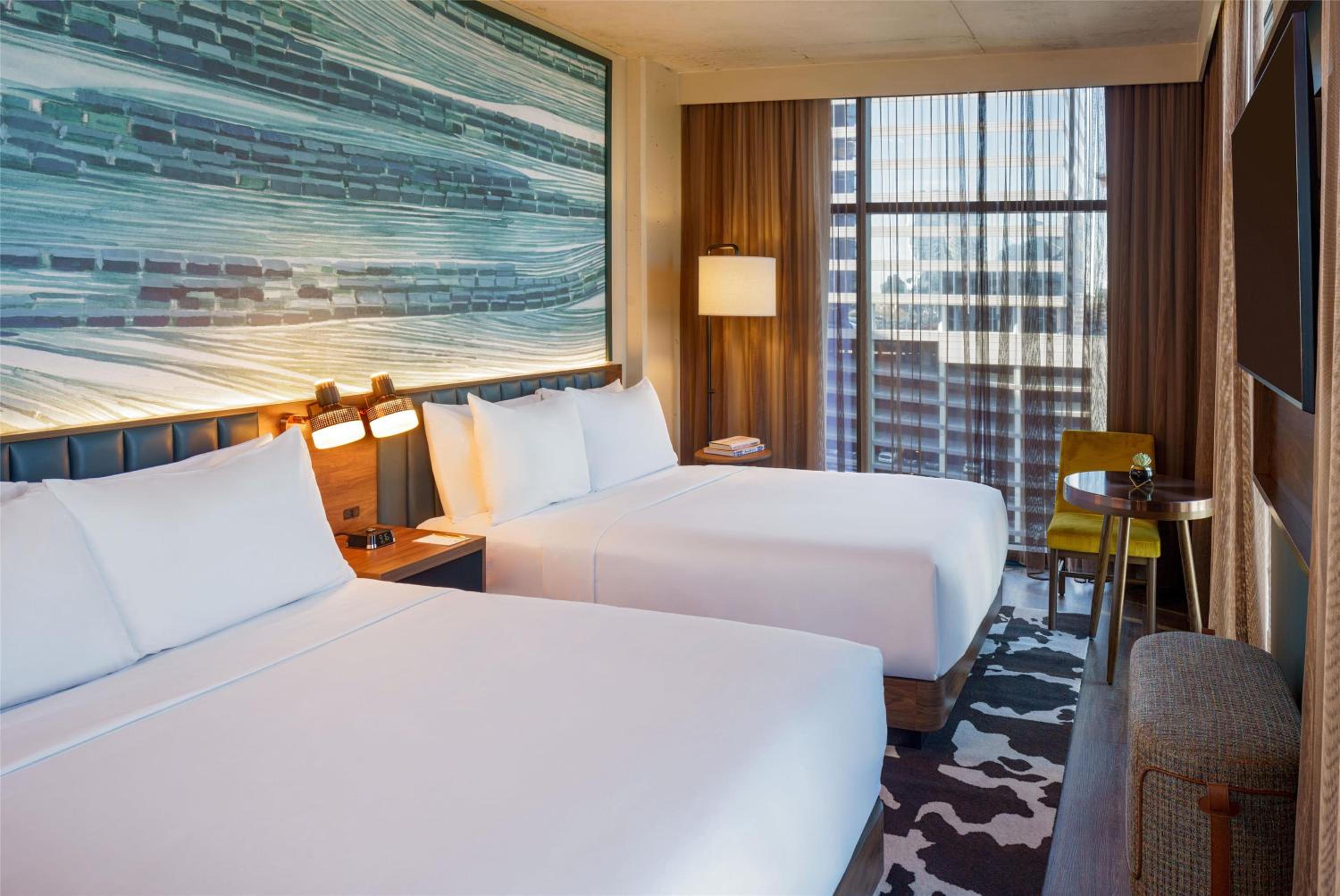 Double Room with Two Double Beds - High Floor photo 2