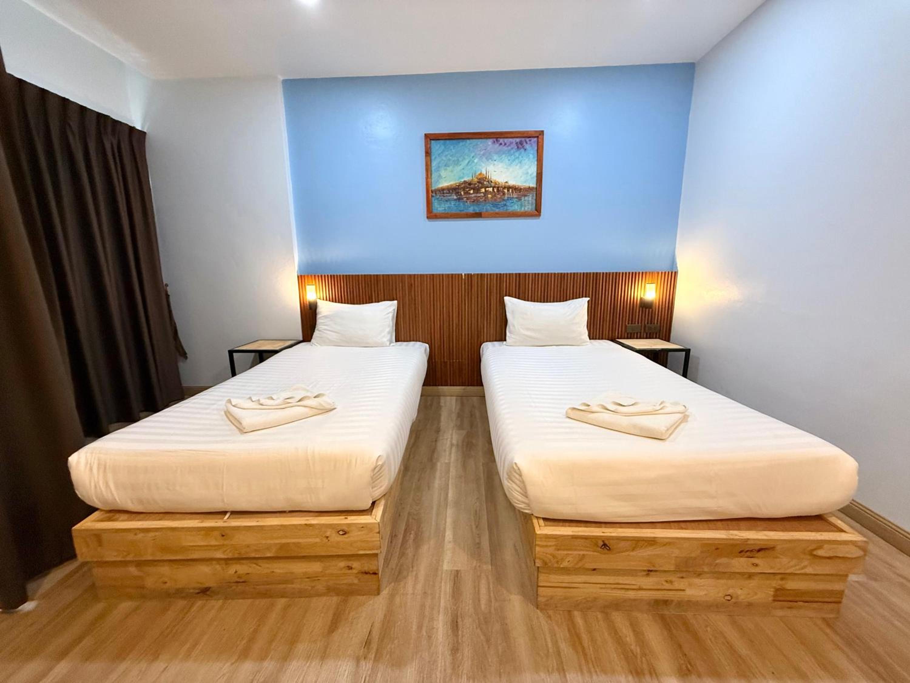 Deluxe Twin Room