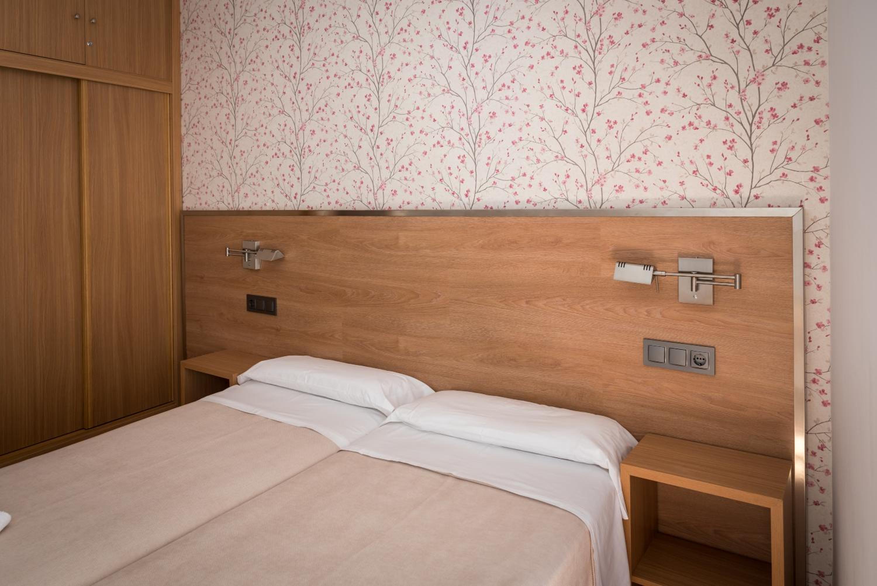 Twin Room photo 2