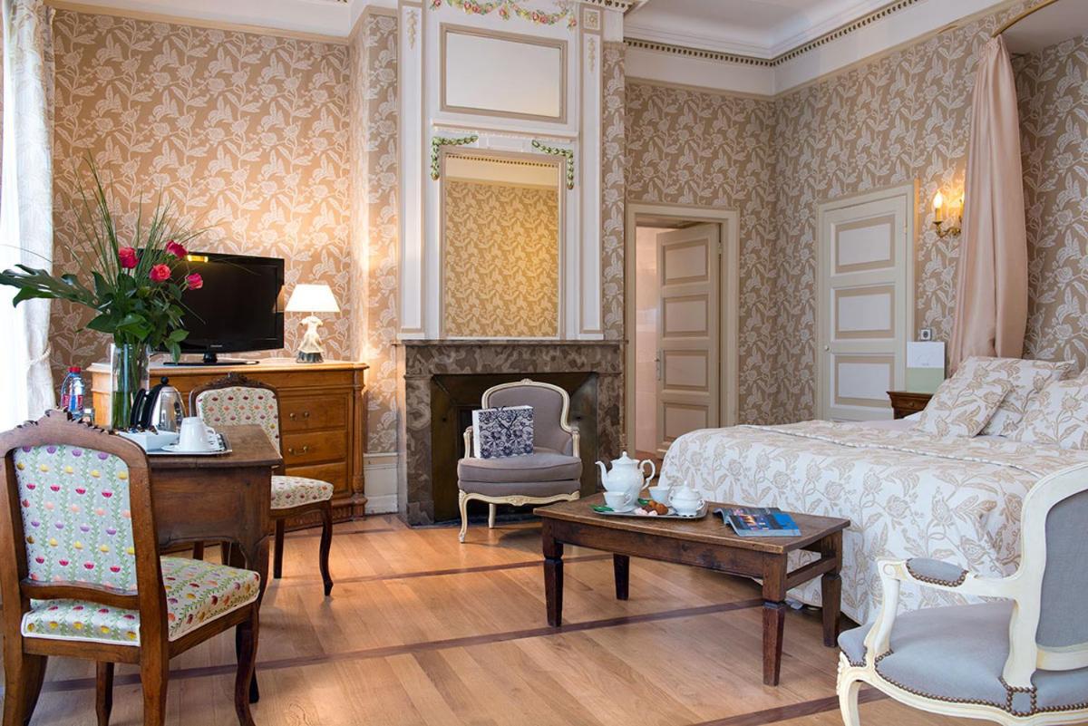 Family Suite (4 Adults + 1 Child) photo 3