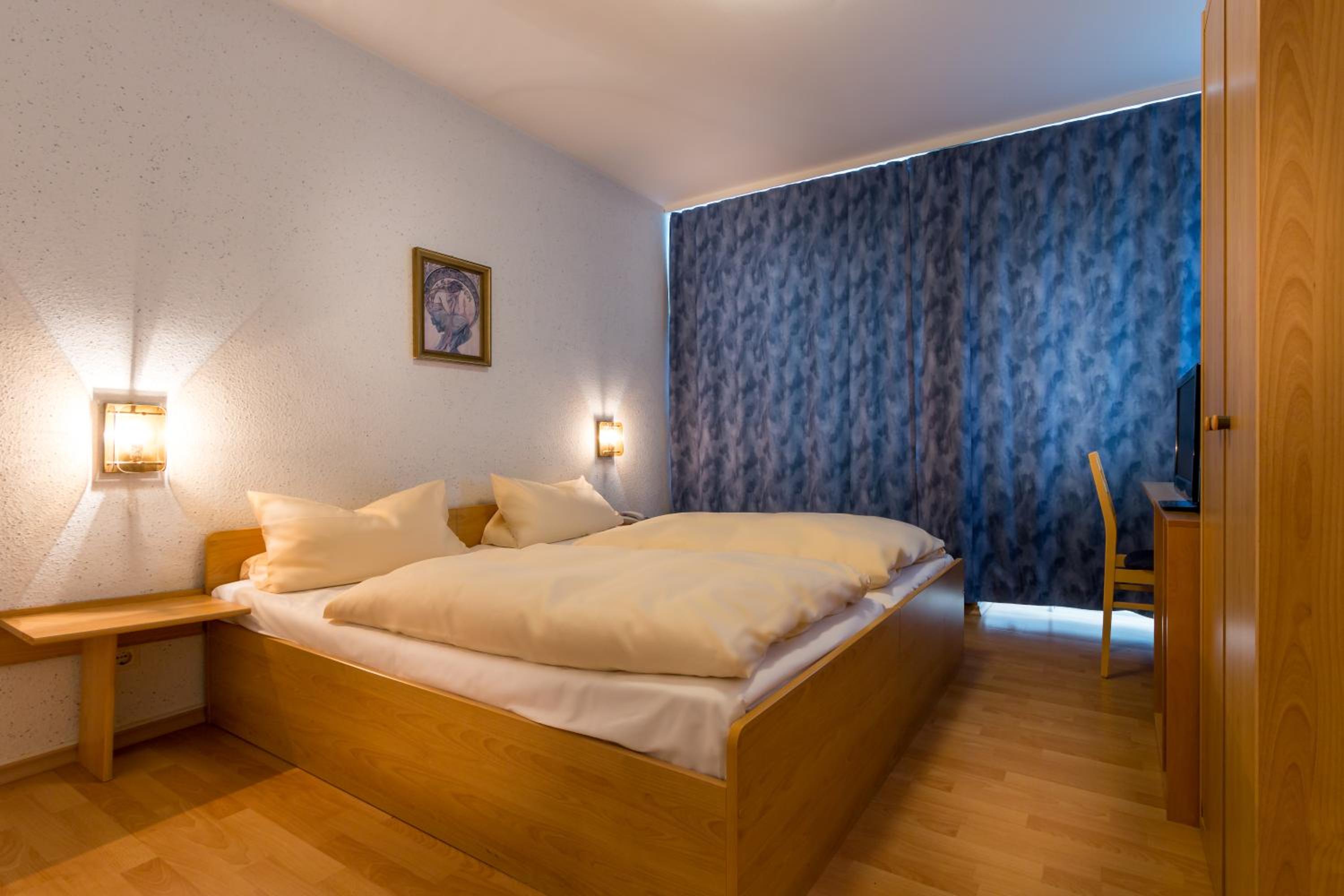 Double Room - Photo 1