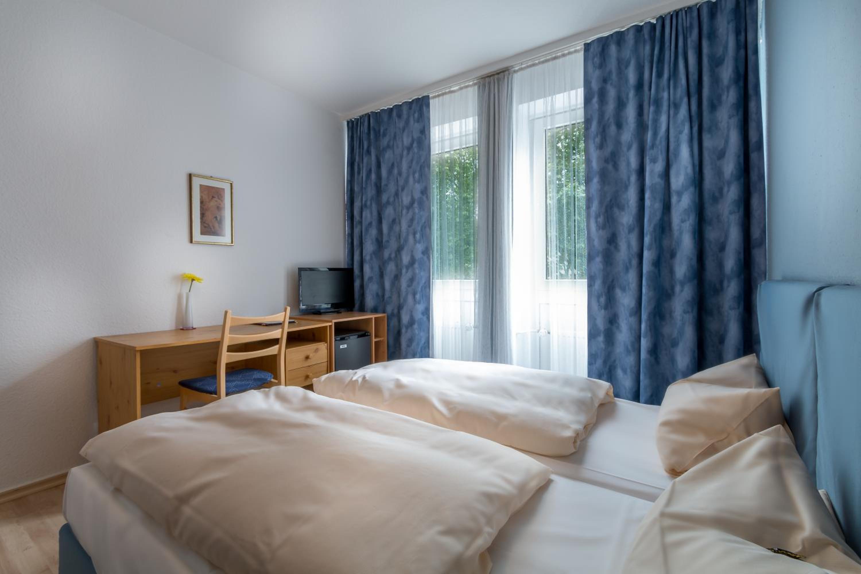 Double Room - Photo 8