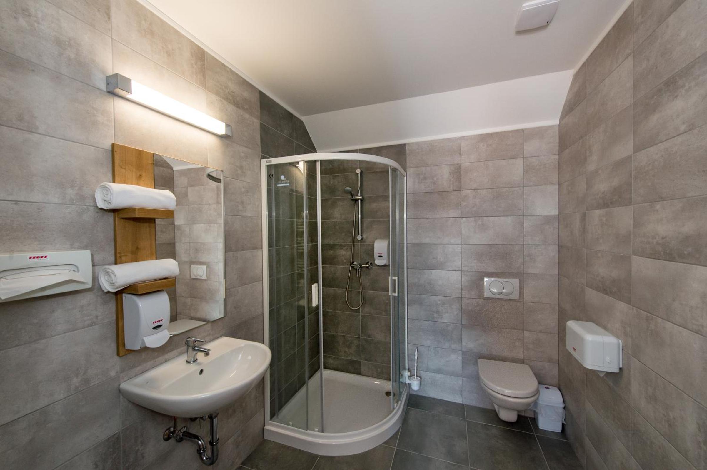 Classic Double Room - Photo 5